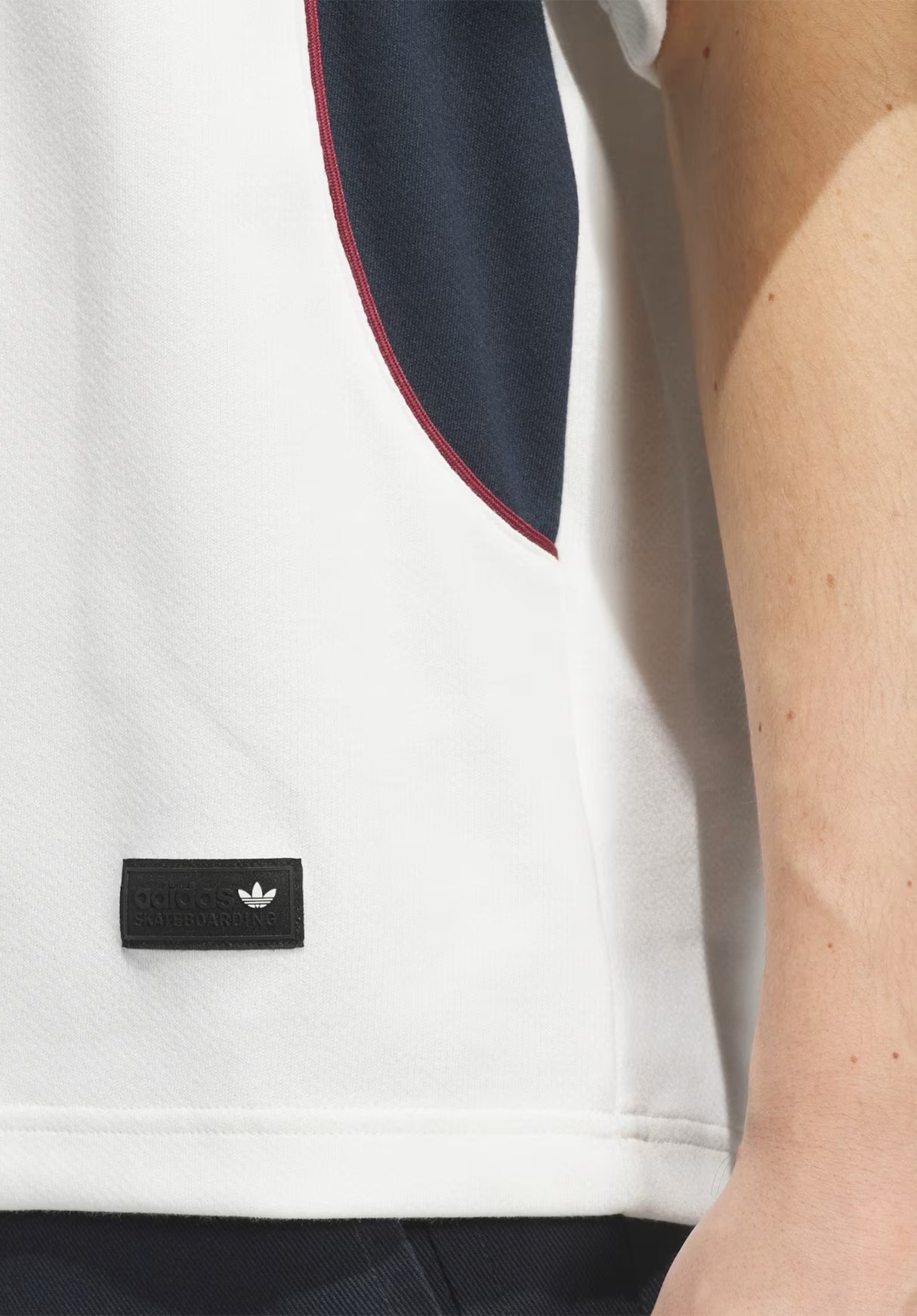 FS+ Jersey white-navy Closeup1
