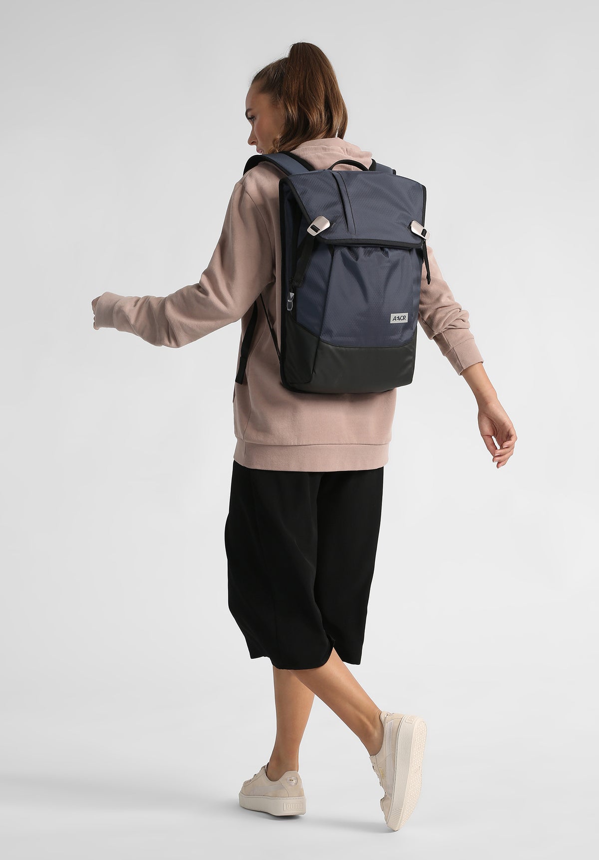 AEVOR Daypack Rucksack proof-petrol – Unteransicht