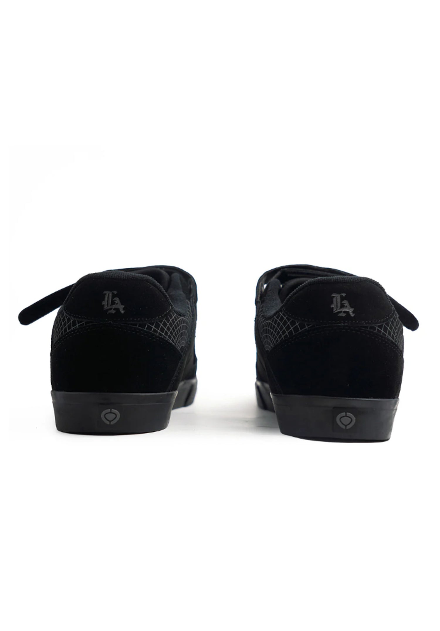 205 Vulc x Manhole black-grey Closeup1 Zoom Image
