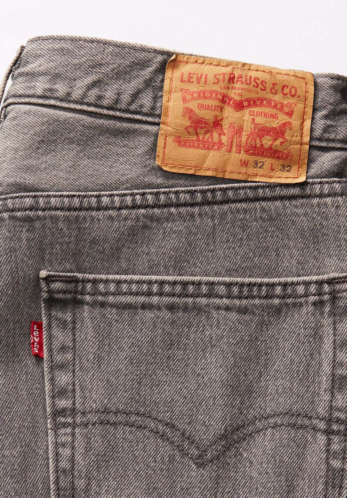 578 Baggy lastgreyofsummer Closeup1