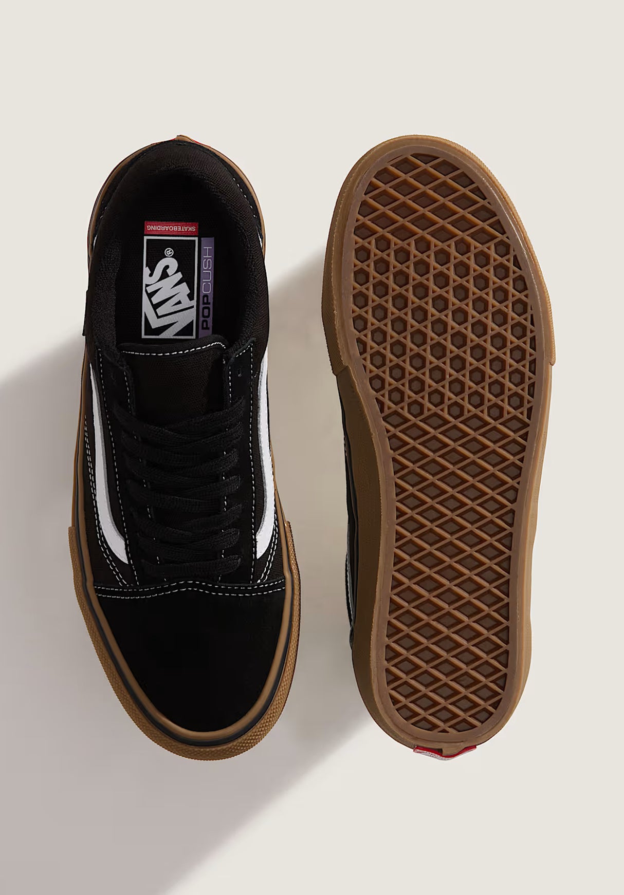 Skate Old Skool black-gum-white Closeup1