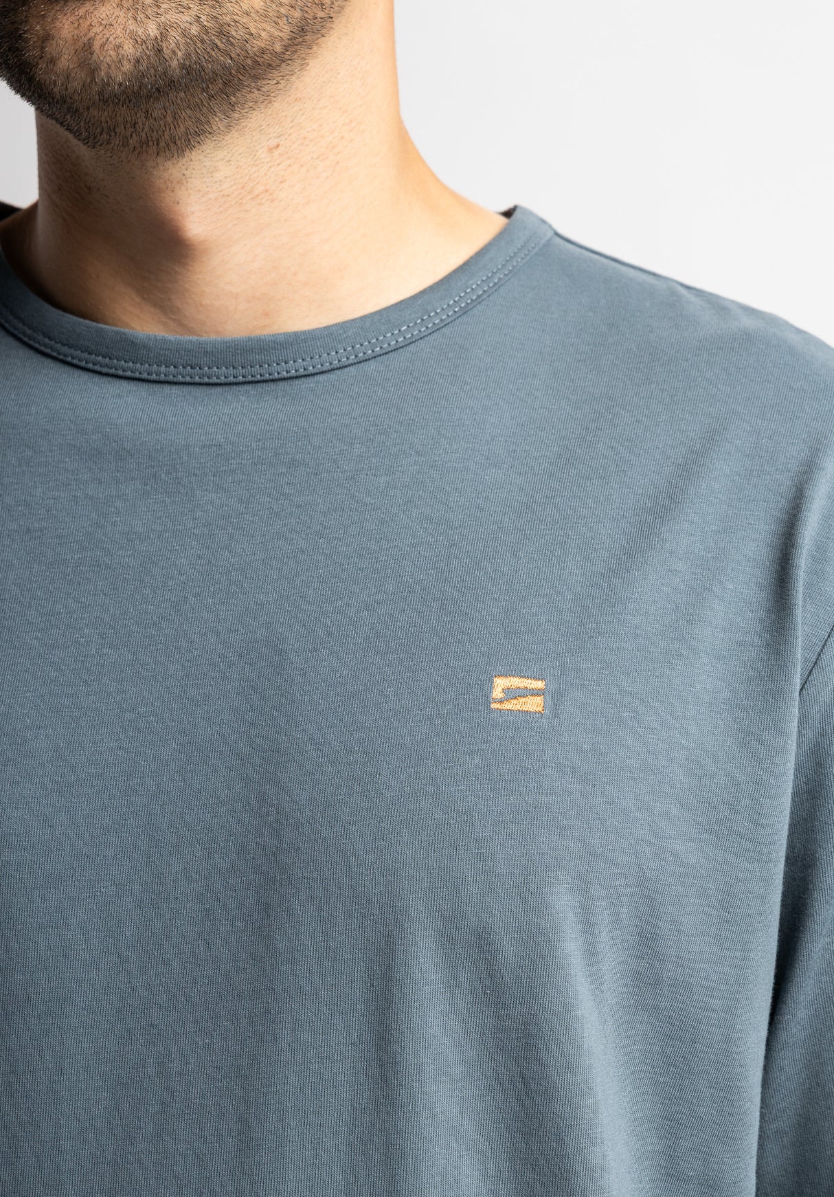 Easy Thunder Closeup2