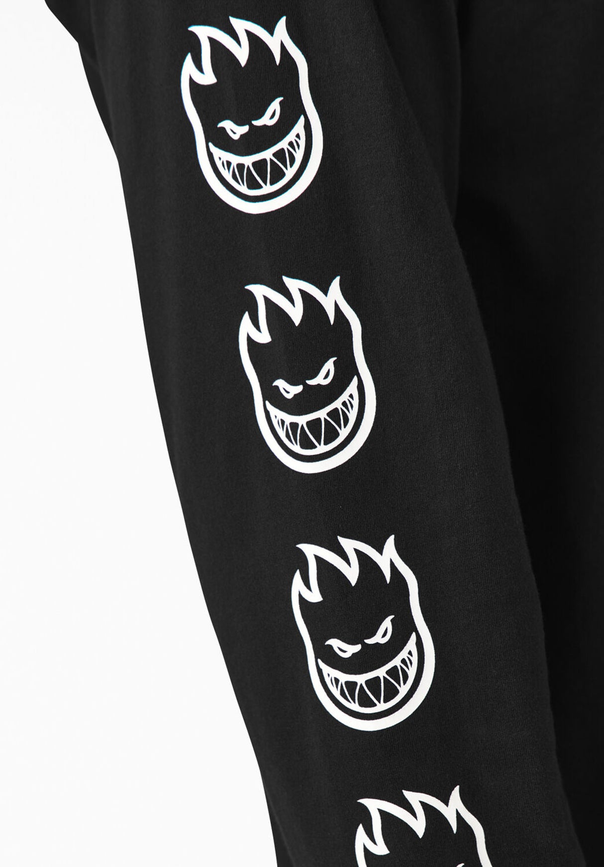 x Spitfire black Closeup1