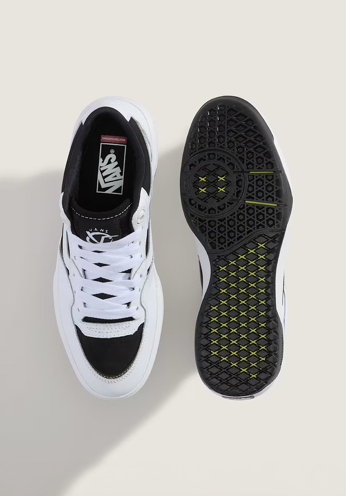 Skate Rowan 2 white-black Rueckenansicht