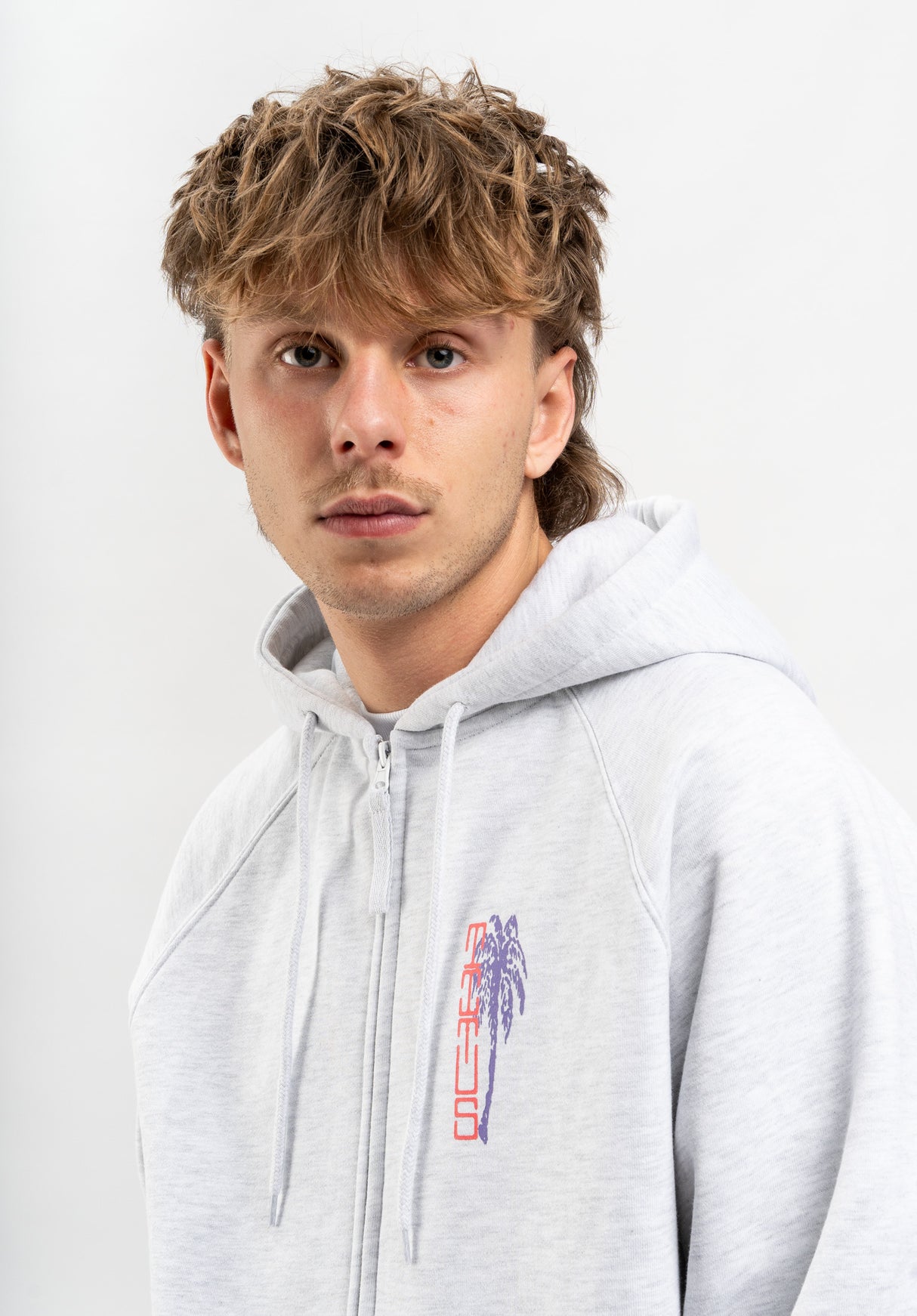 Terje lightheathergrey Closeup2