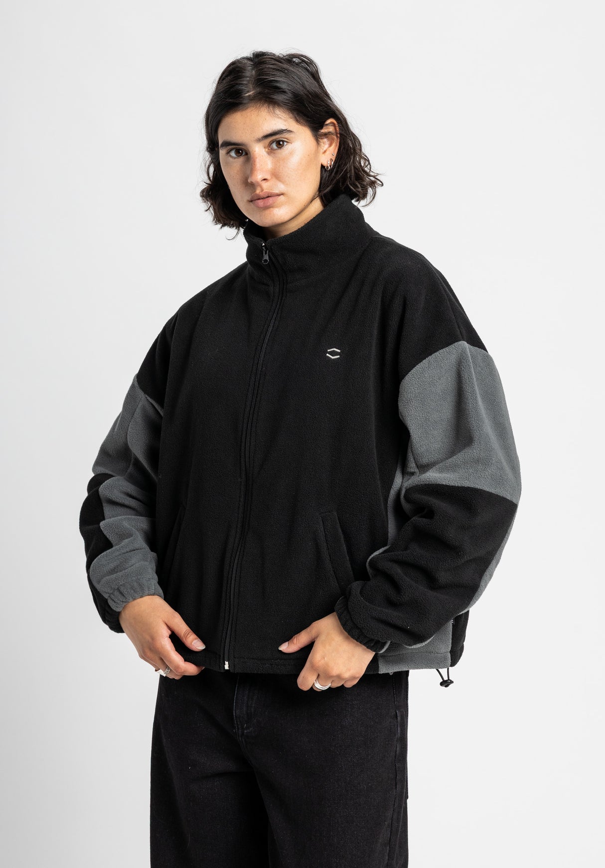 Cardo black Closeup2