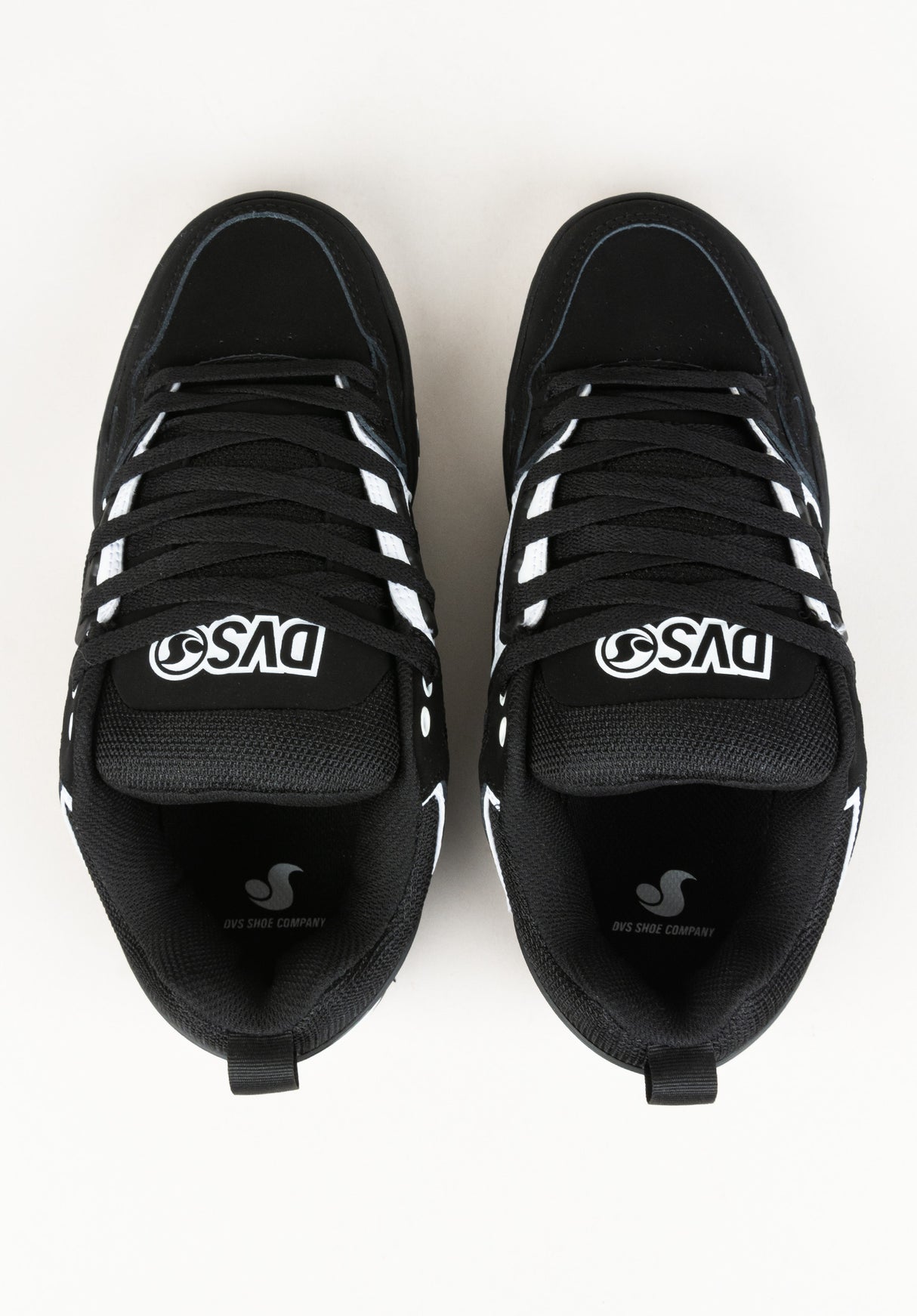 Comanche black-white-nubuck Closeup2