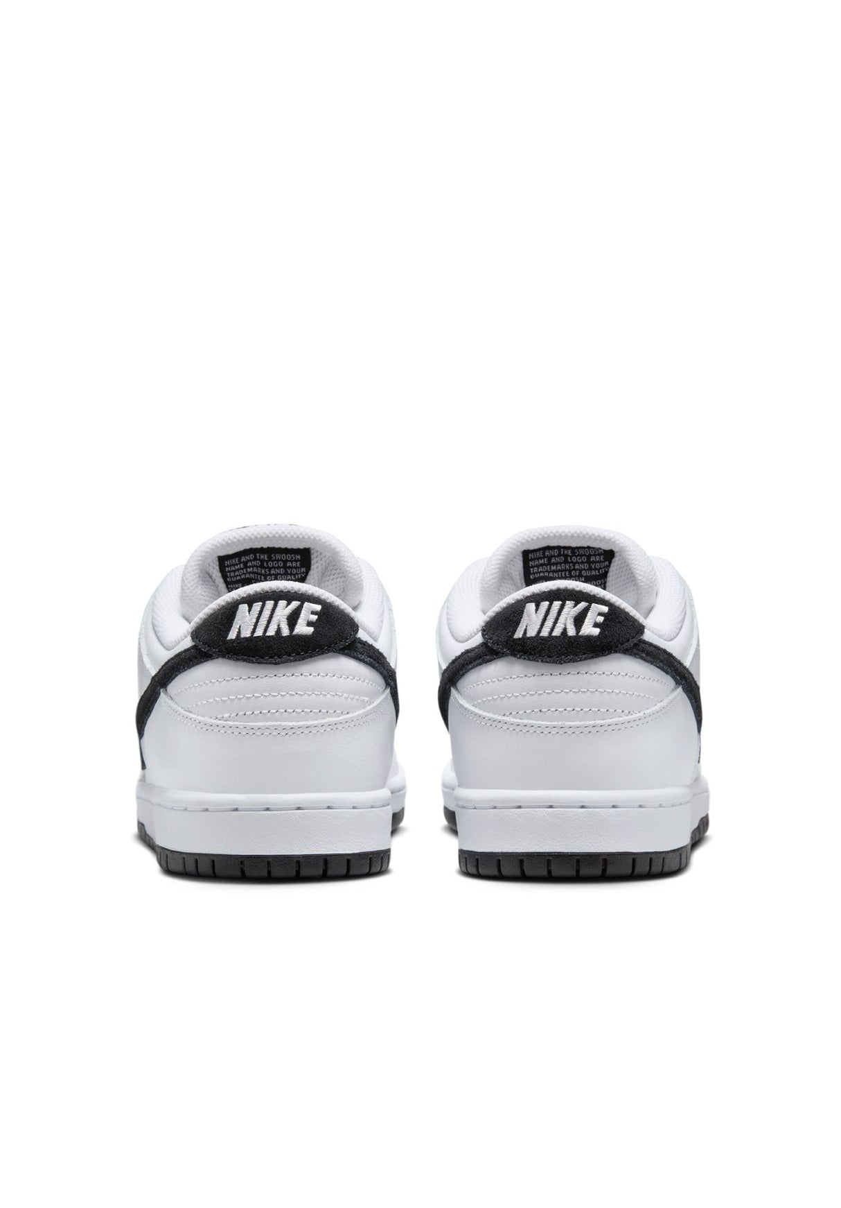 Dunk Low Pro white-black-white-black Closeup1