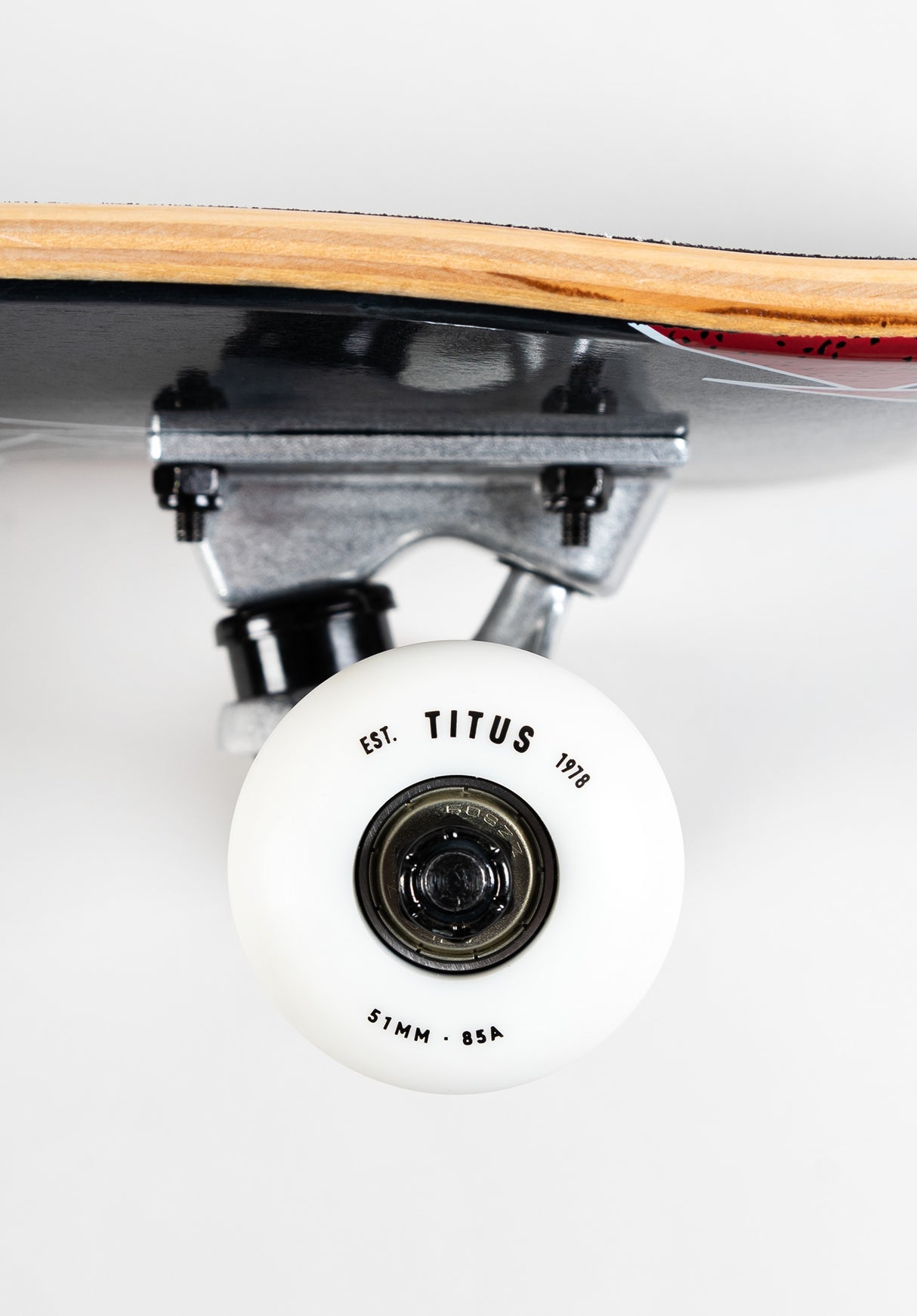 Triple Classic Logo Mini black-stained Closeup2