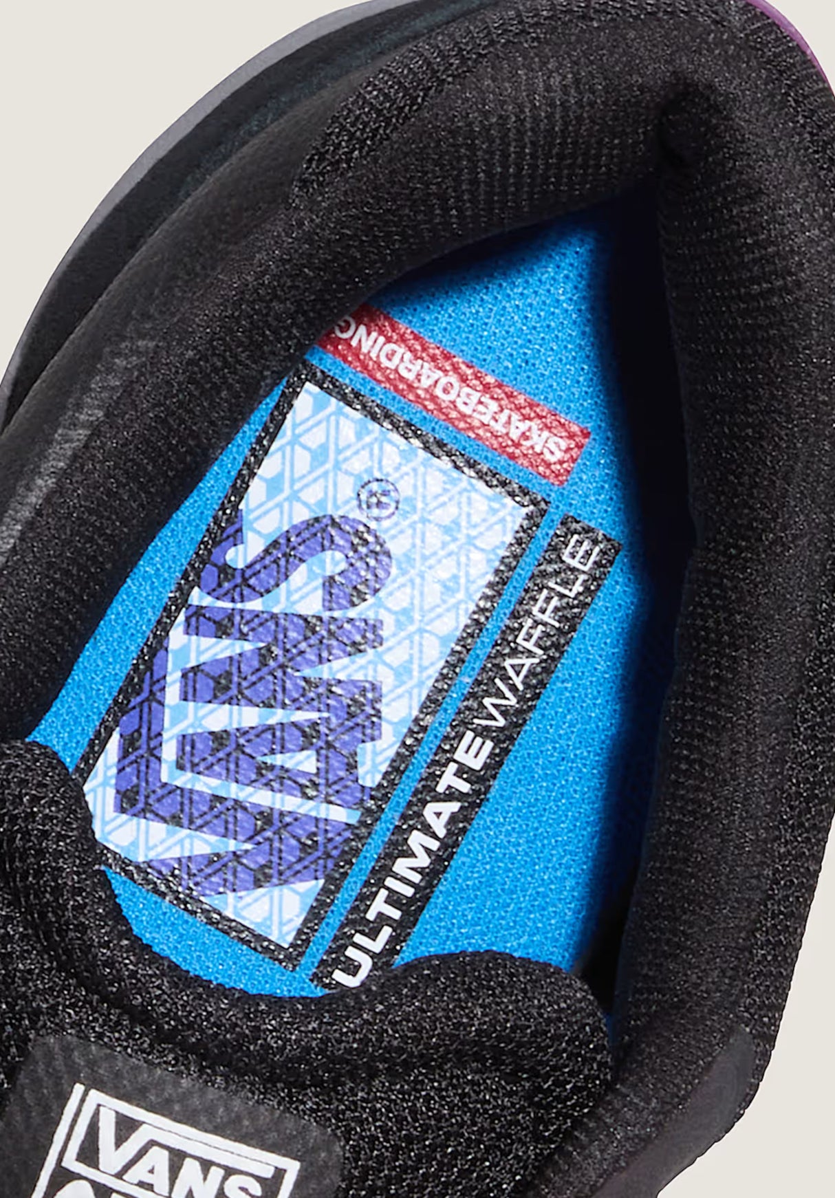 Skate AVE 2.0 black-purple Oberansicht