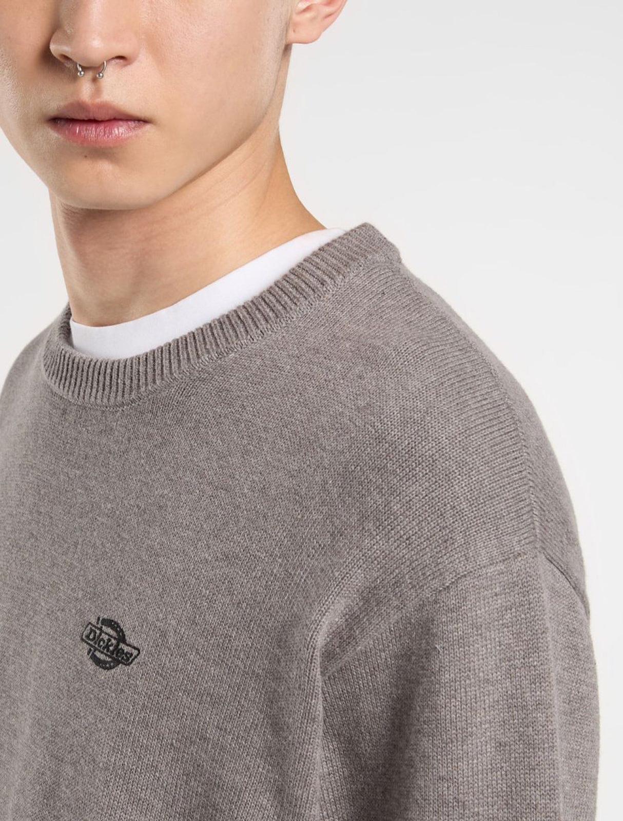 Summerdale decembersky Closeup1