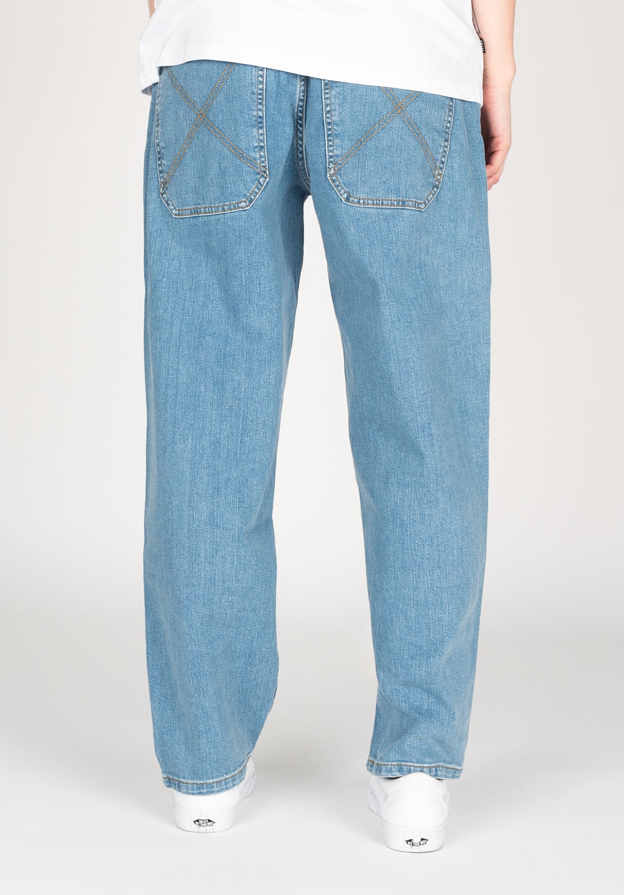 Katharina|1,80|31/32