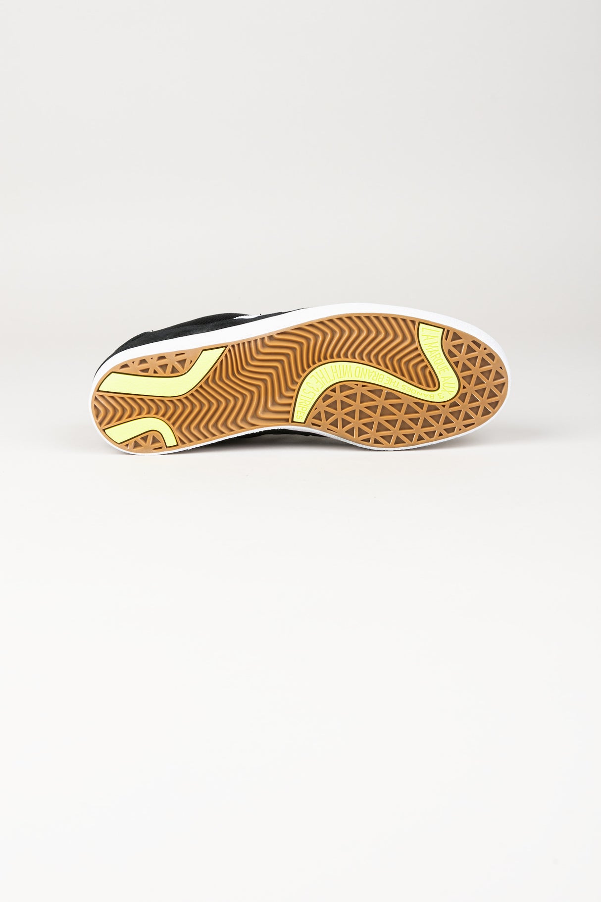 Puig Indoor coreblack-white-lime Closeup1