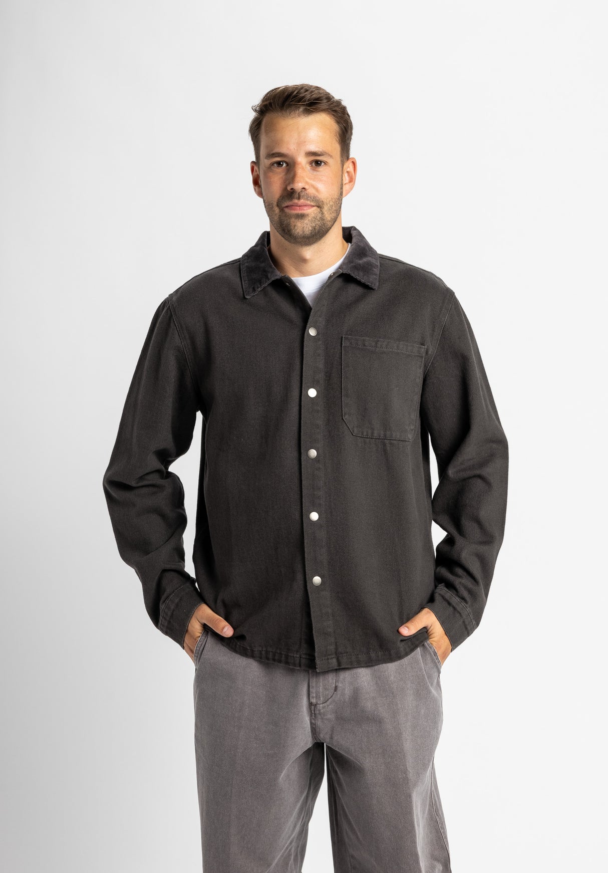 Jaxton darkgrey Rueckenansicht