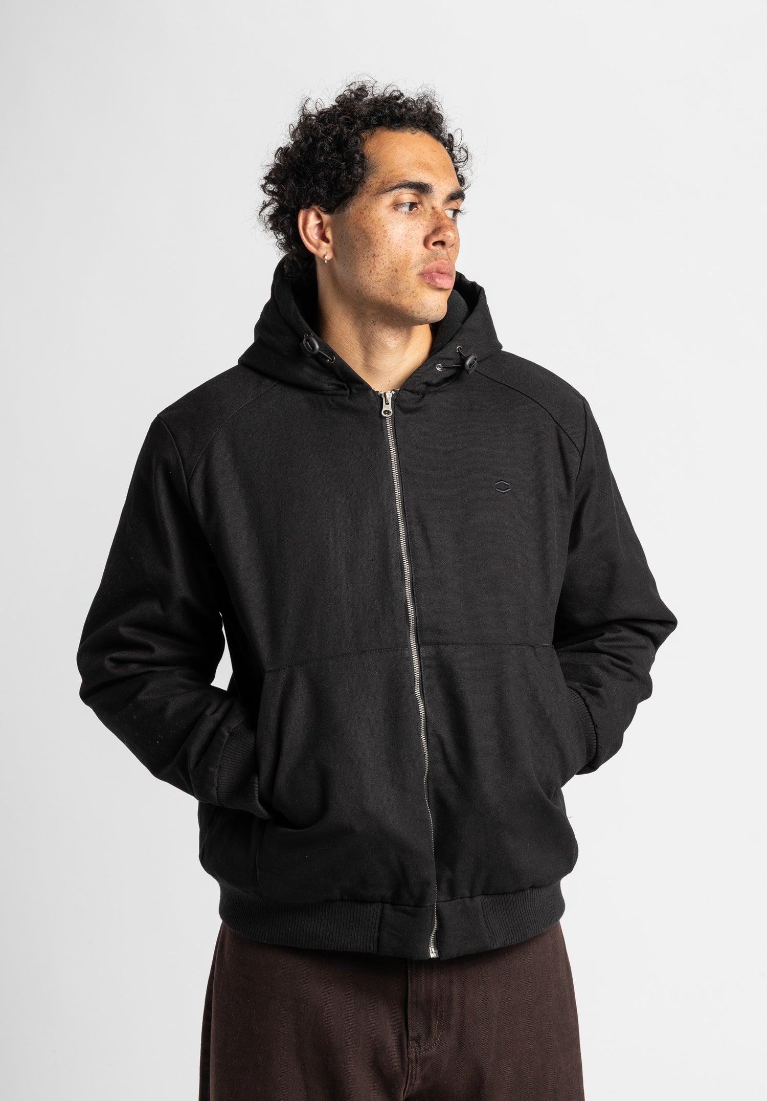 Theodore black Closeup2 Zoom Image