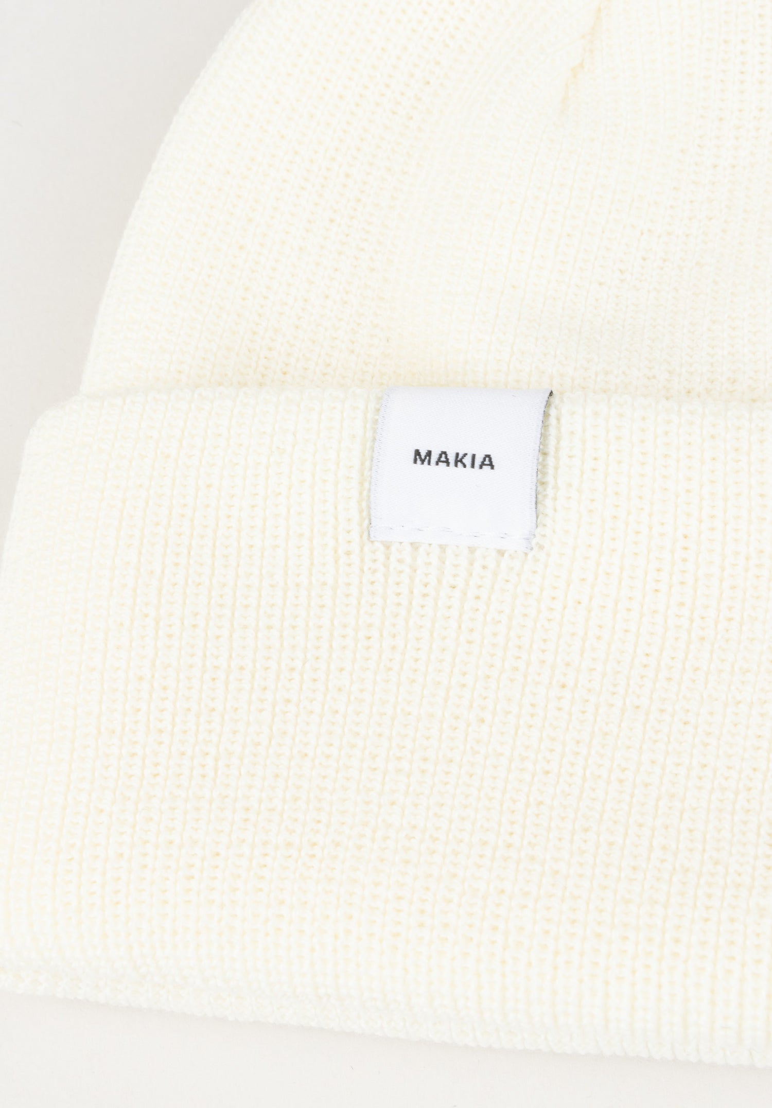 Merino Thin Cap offwhite Rueckenansicht Zoom Image