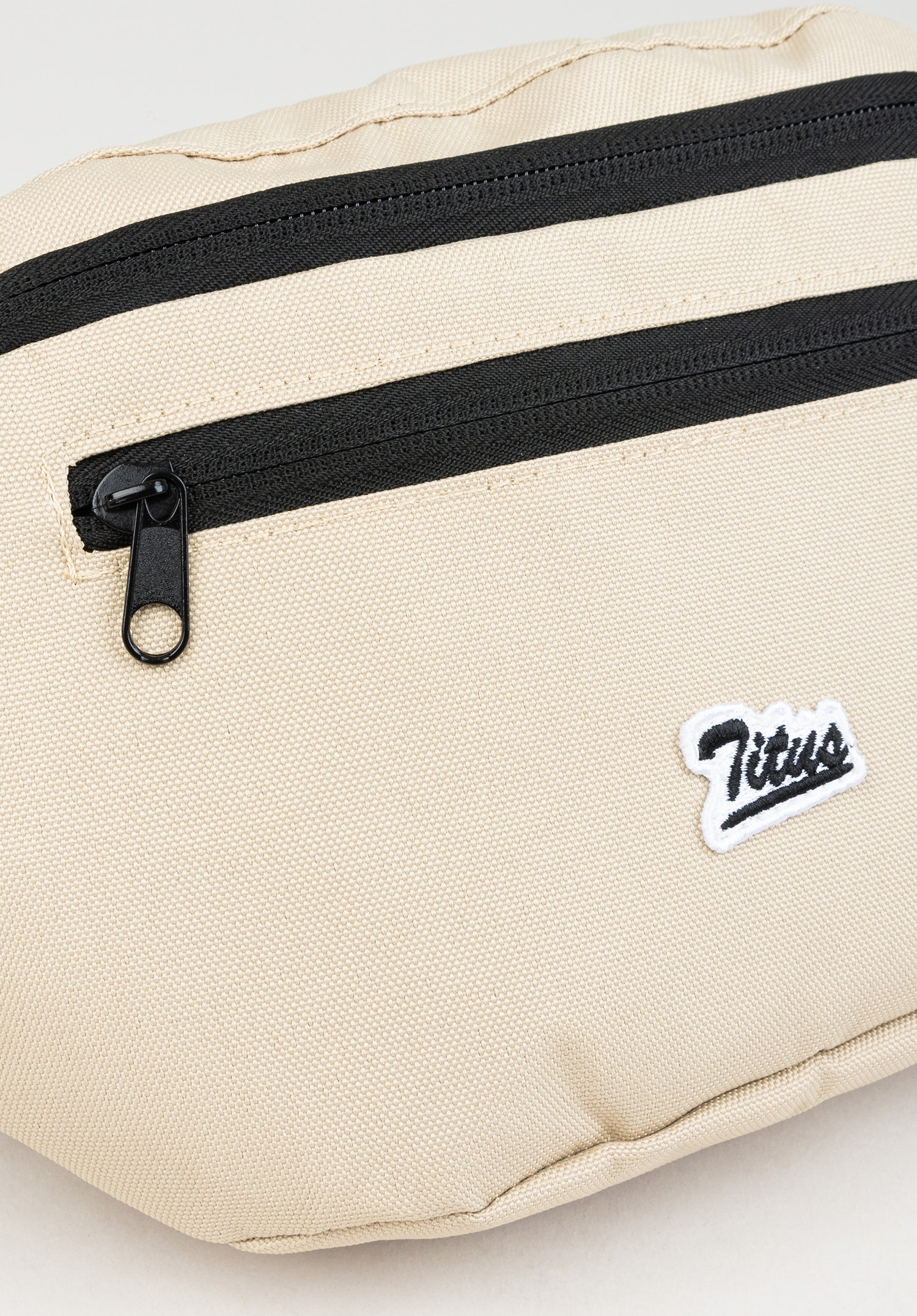 Script cream Rueckenansicht Zoom Image