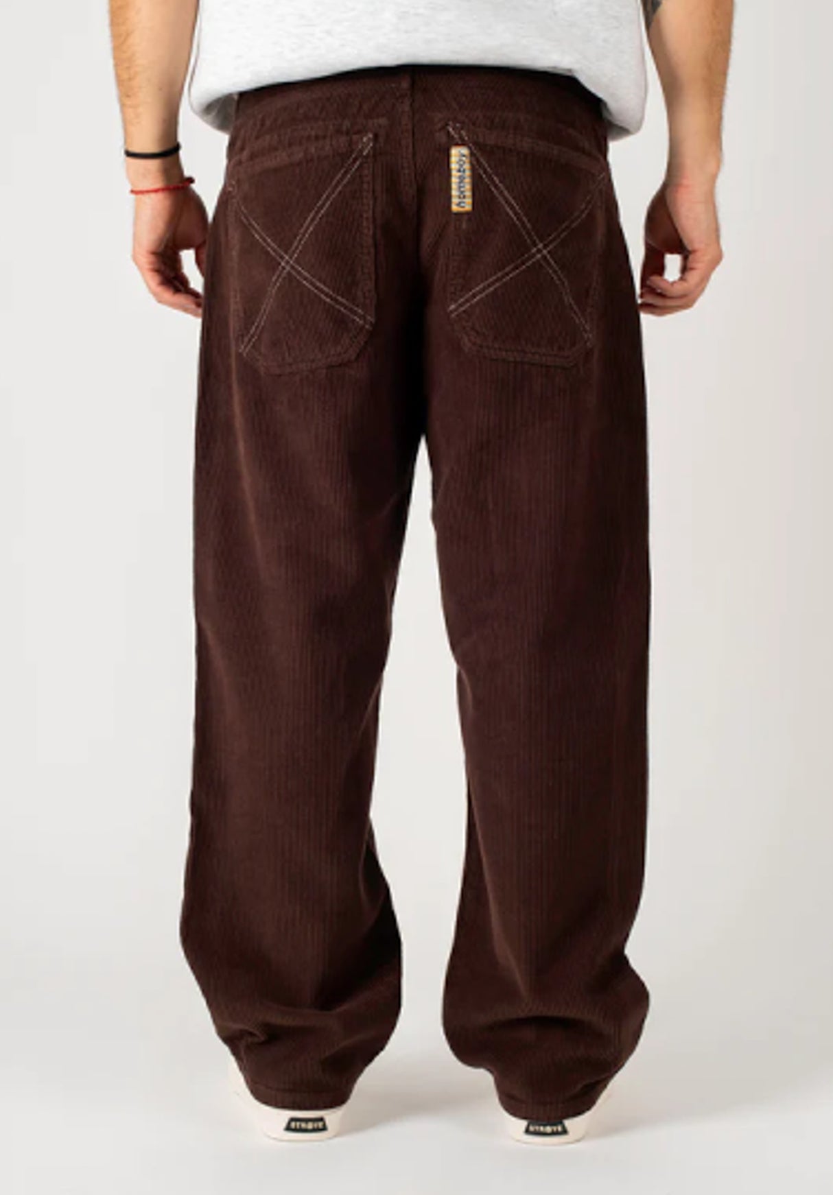 X-tra Baggy Cord jamesbrown Rueckenansicht