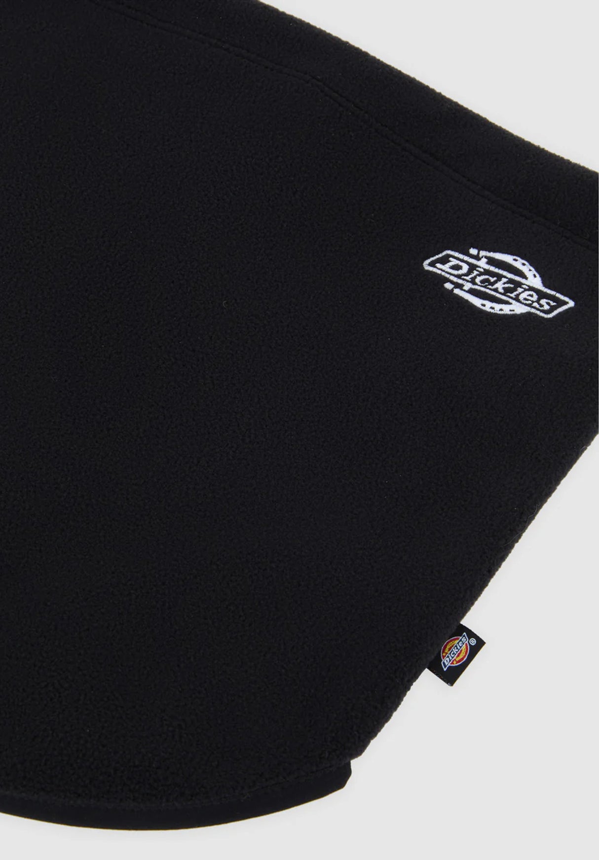 Missoula Neck Gaitor black Closeup1