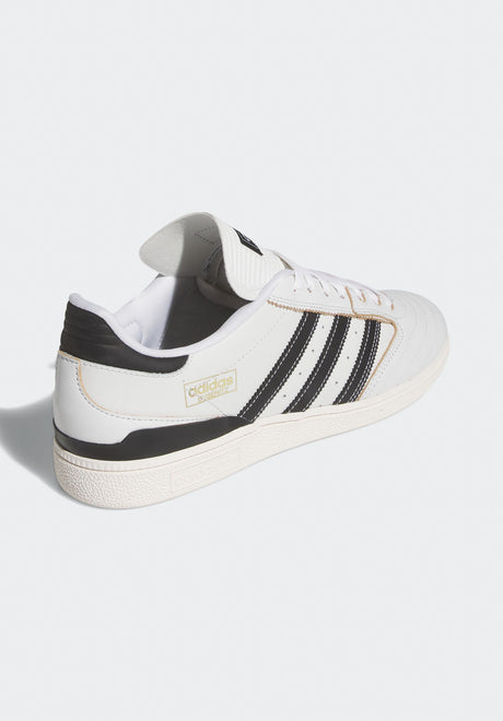 Busenitz Pro crystalwhite-coreblack-offwhite Closeup1