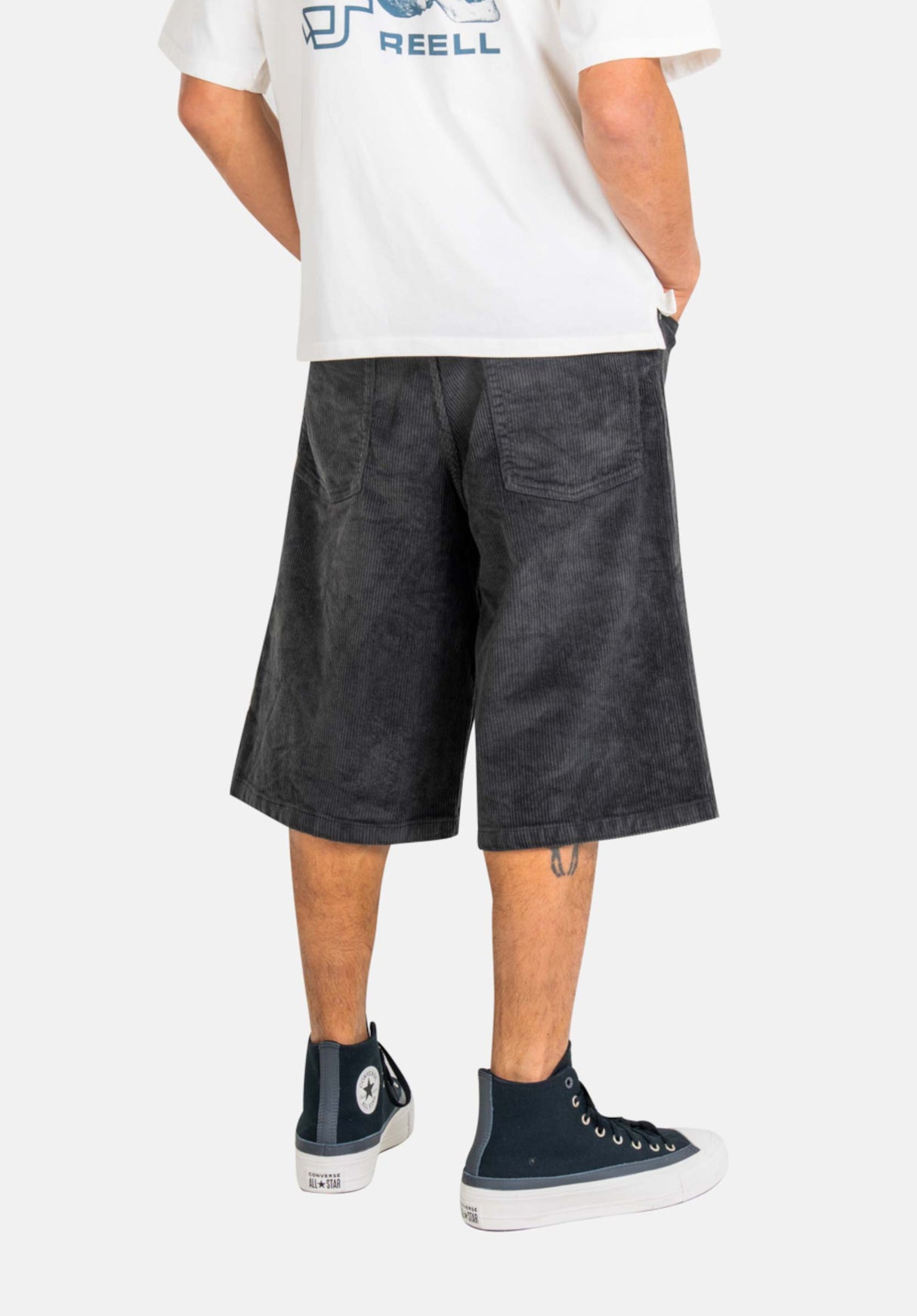 Belmont Baggy Short vulcangrey-cord Rueckenansicht