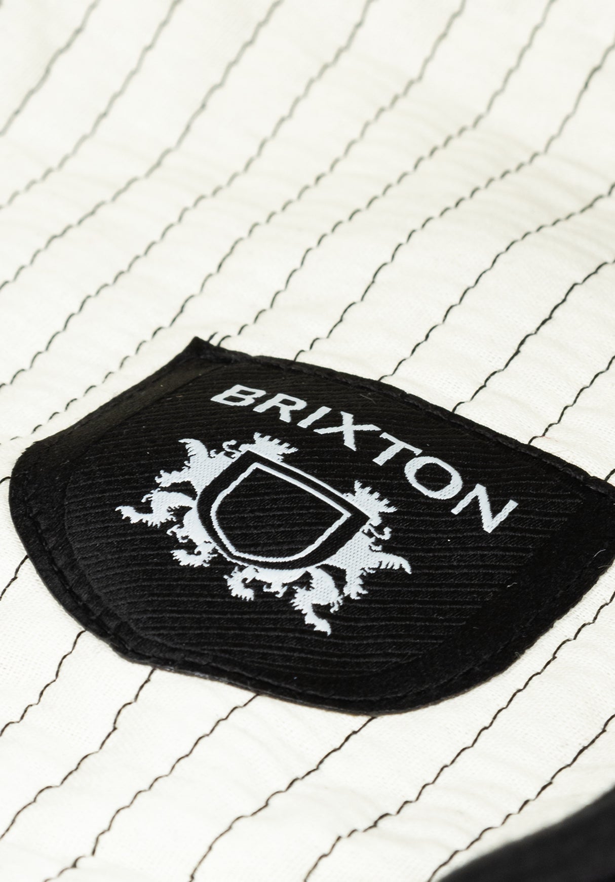 Brood black Closeup1