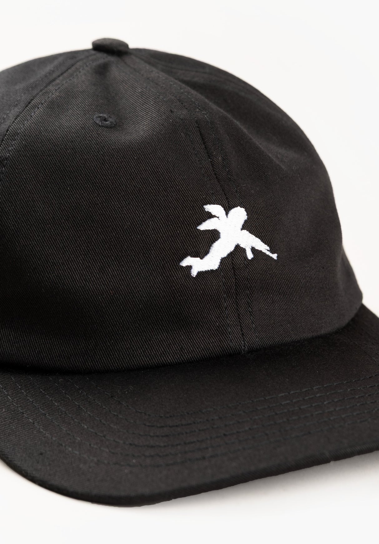 Armed Angel black Closeup1