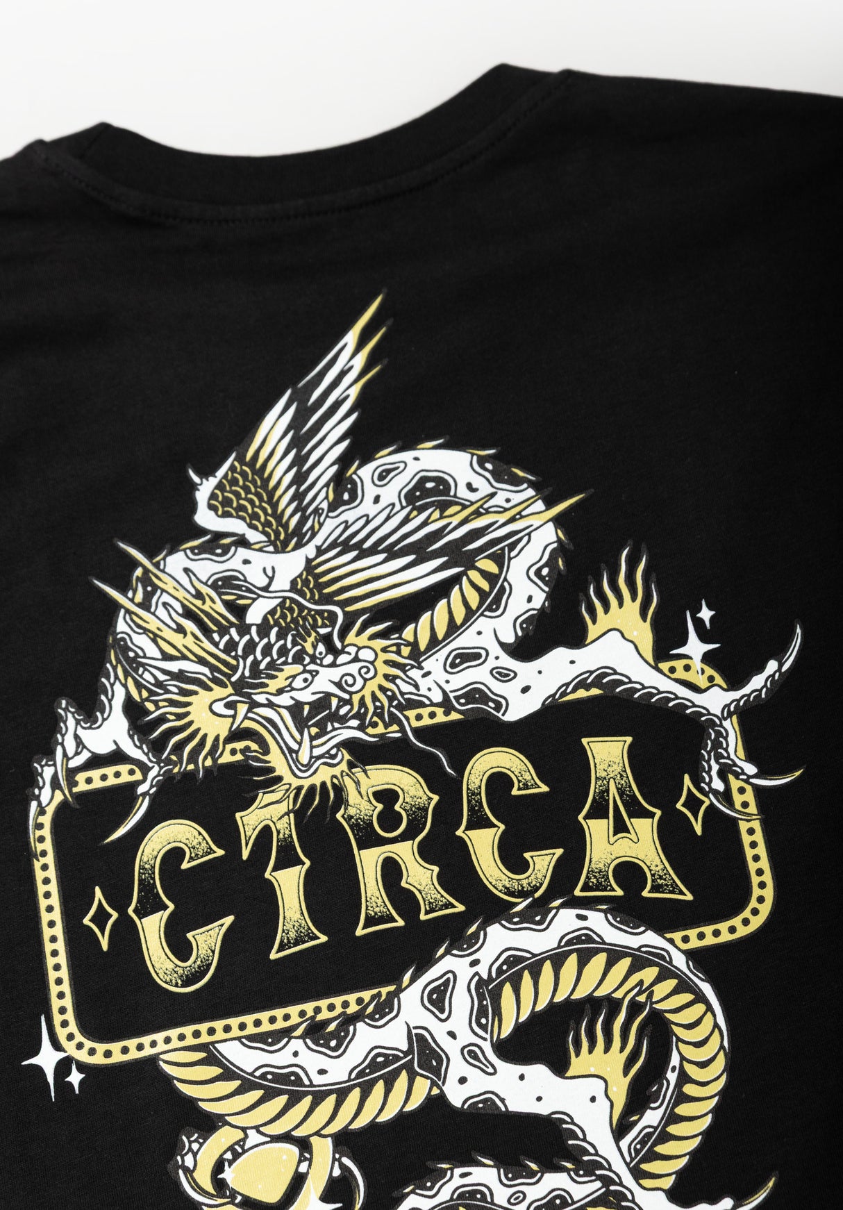 Golden Gragon Tee black Rueckenansicht