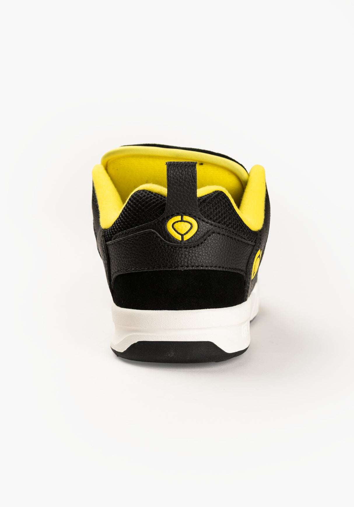 CX201R black-beluga-yellow Closeup2