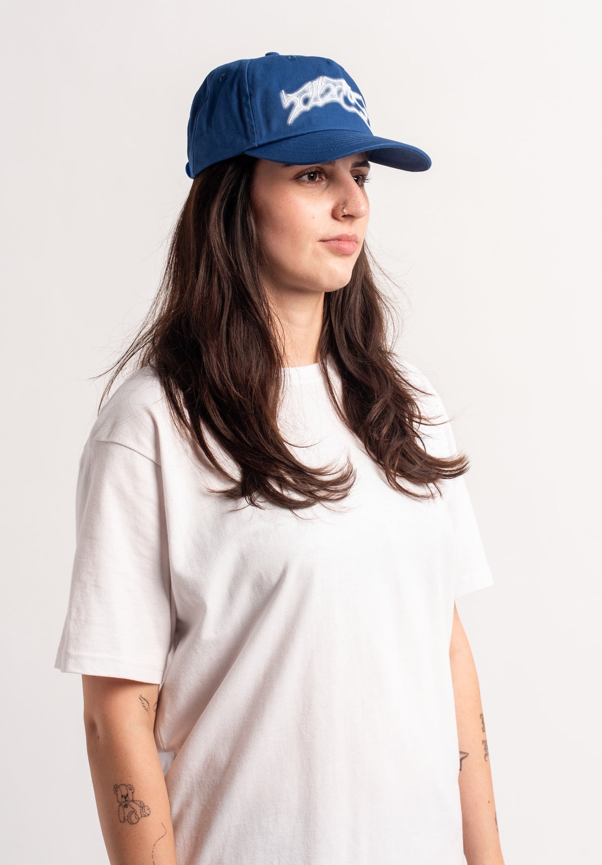 Neon Light Classic Logo future-blue Closeup1