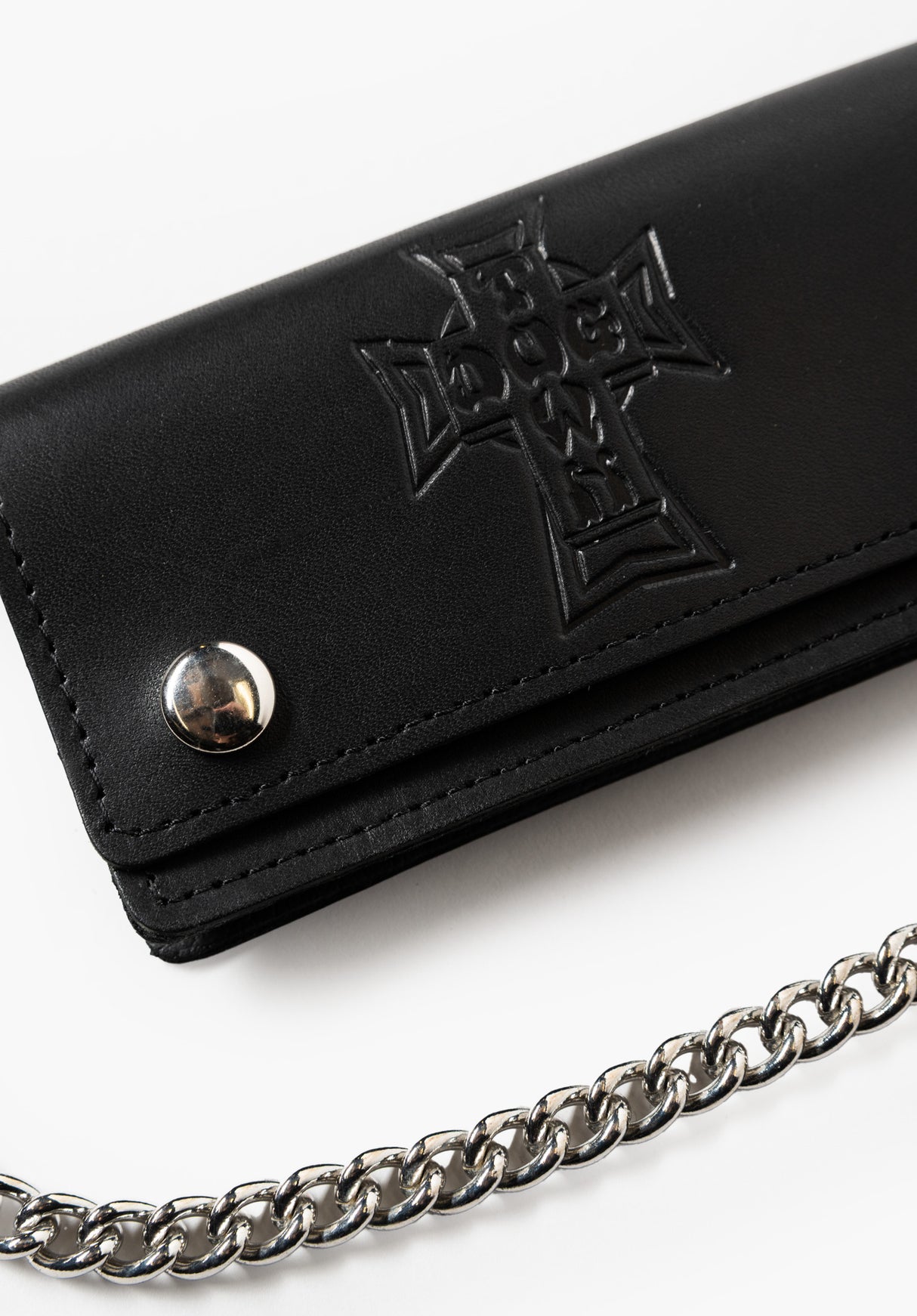 Cross Large Leather Chain Wallet black Closeup1