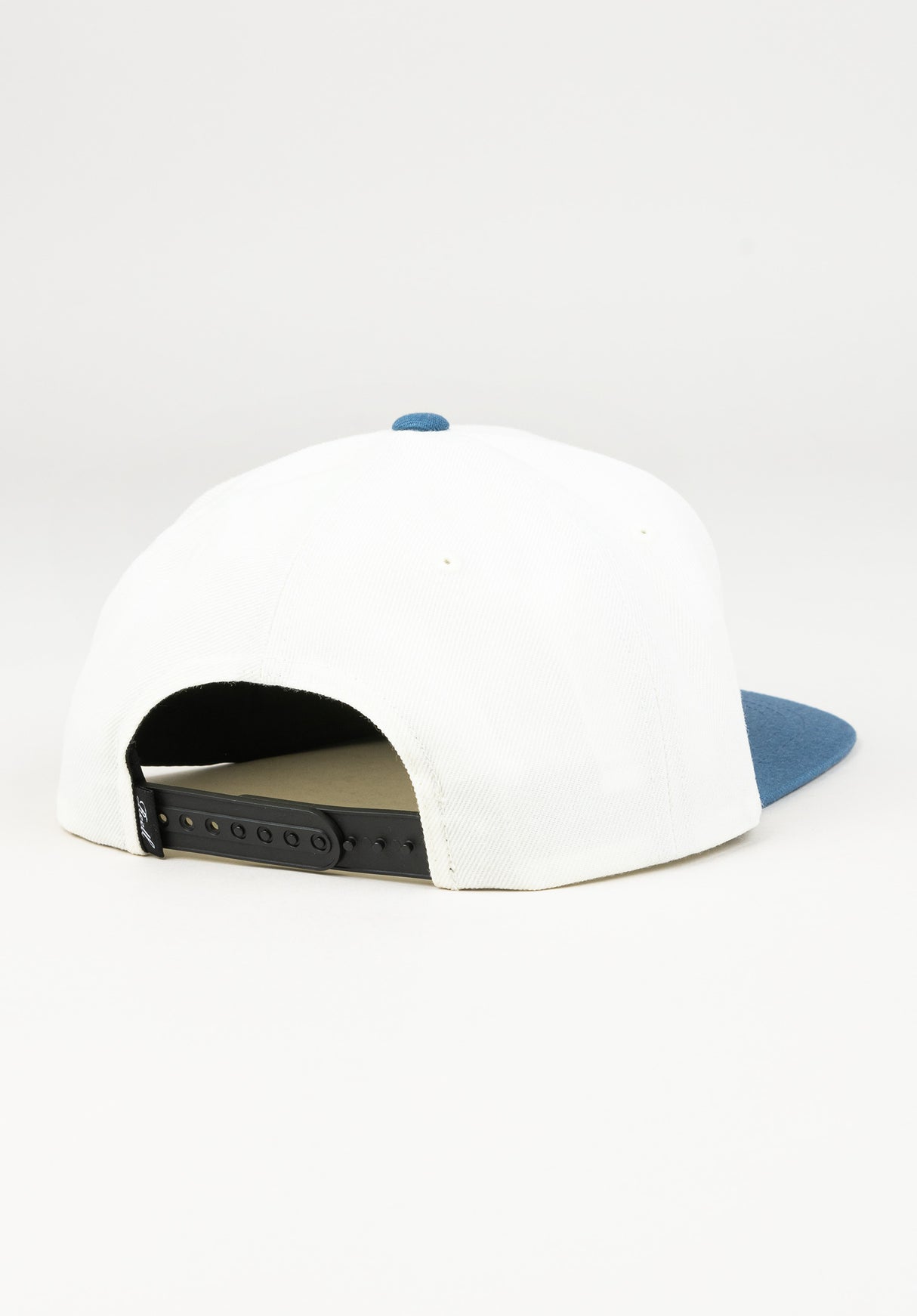 Pitchout Cap offwhite-blue Rueckenansicht
