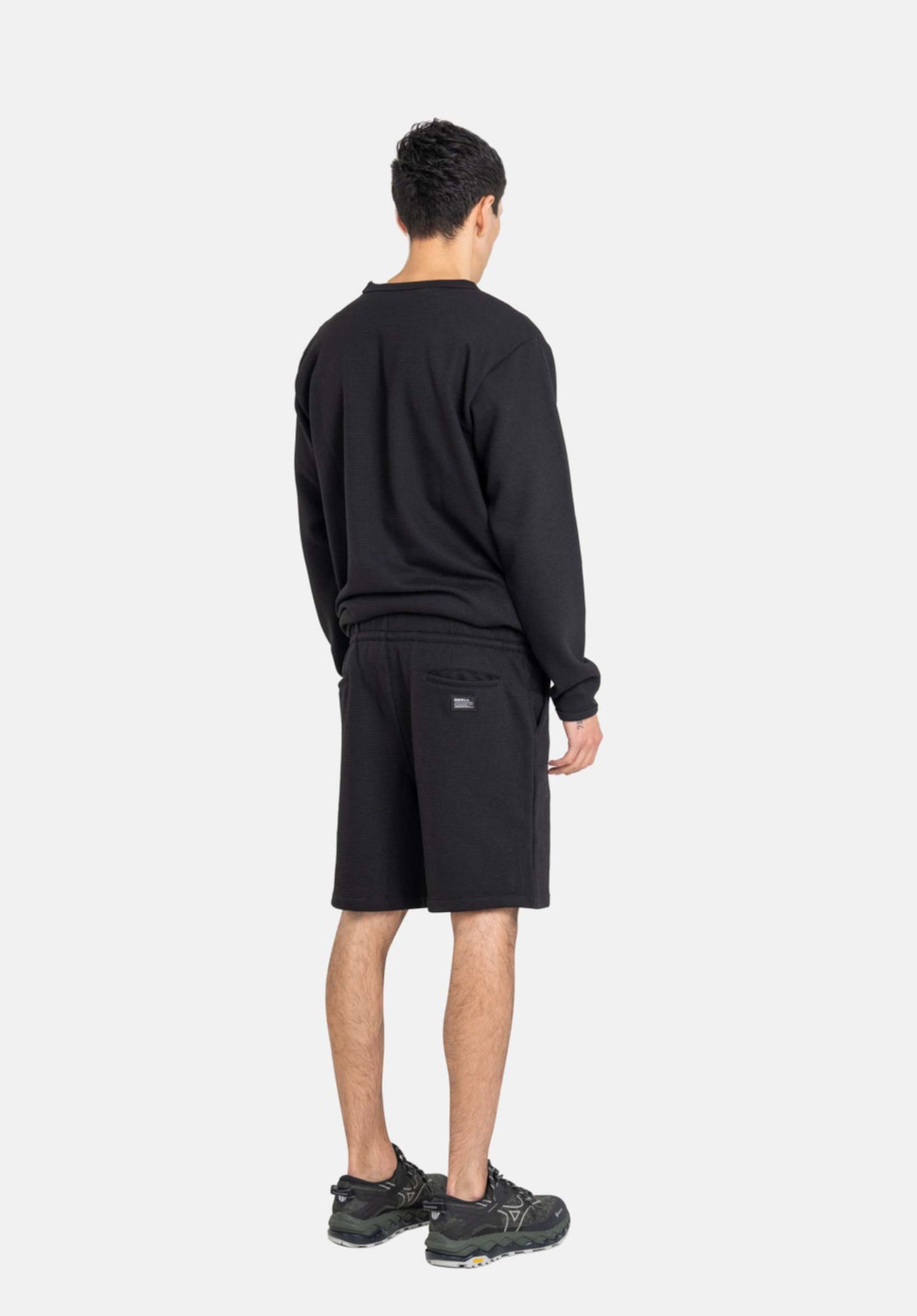 Surface Short waffle-deepblack Rueckenansicht