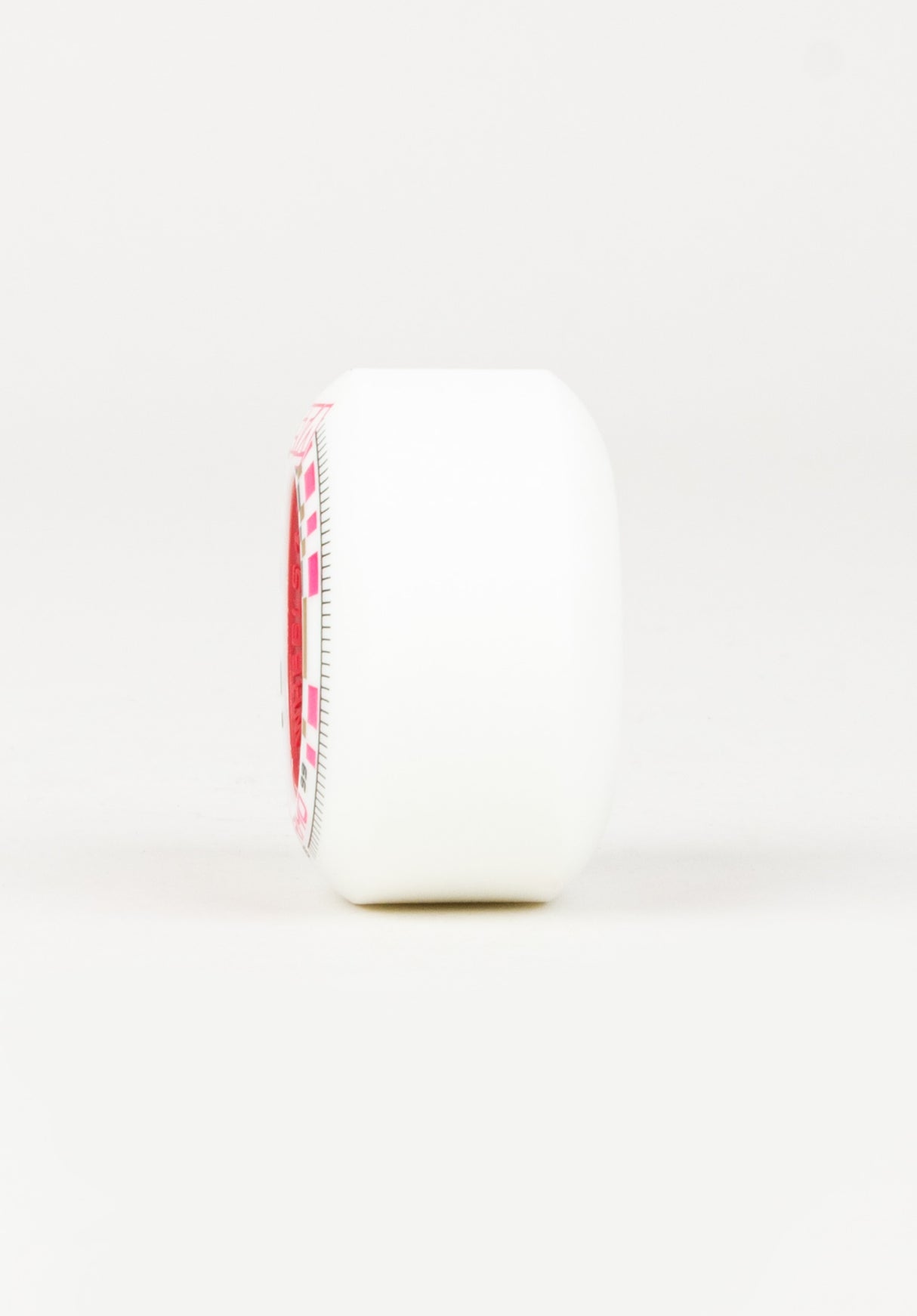 Desarmo Cores Round 99A white Closeup1