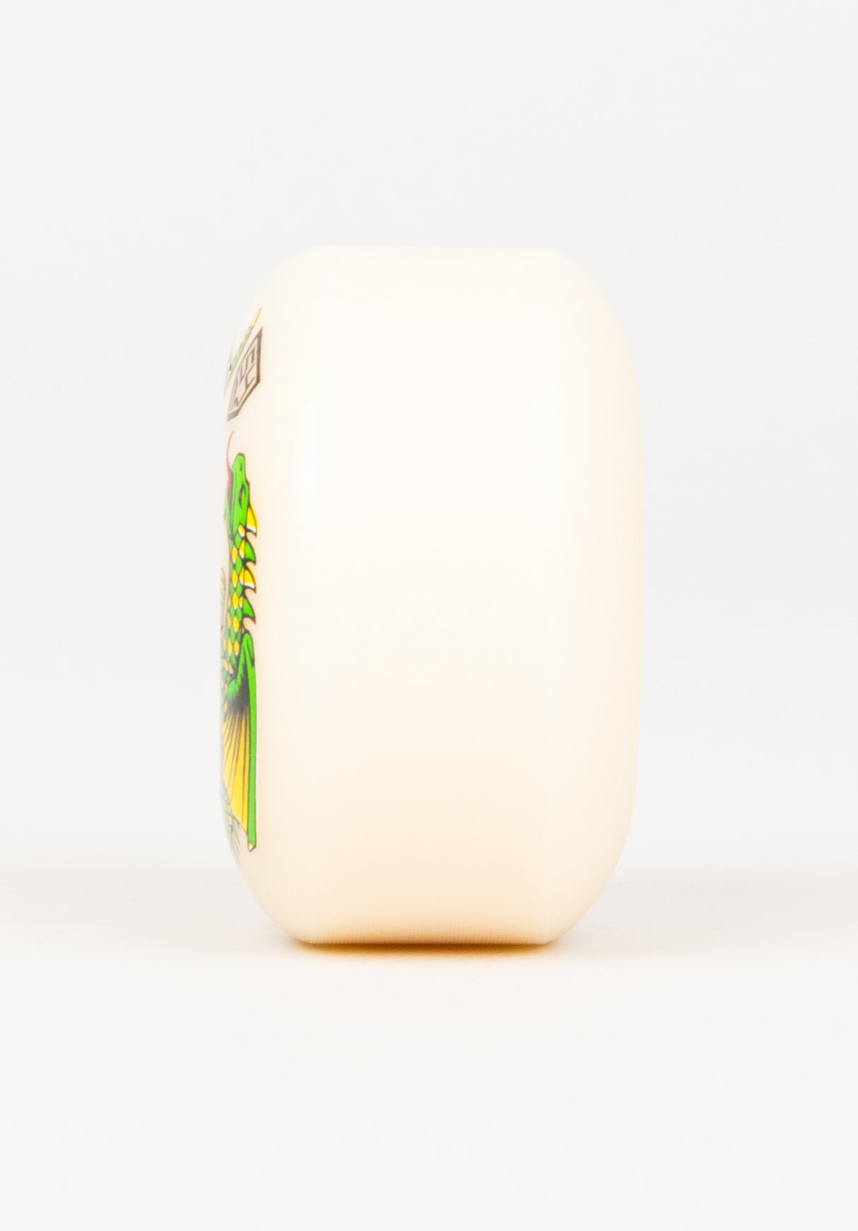 Dragons 93A V1 Standard offwhite Closeup1