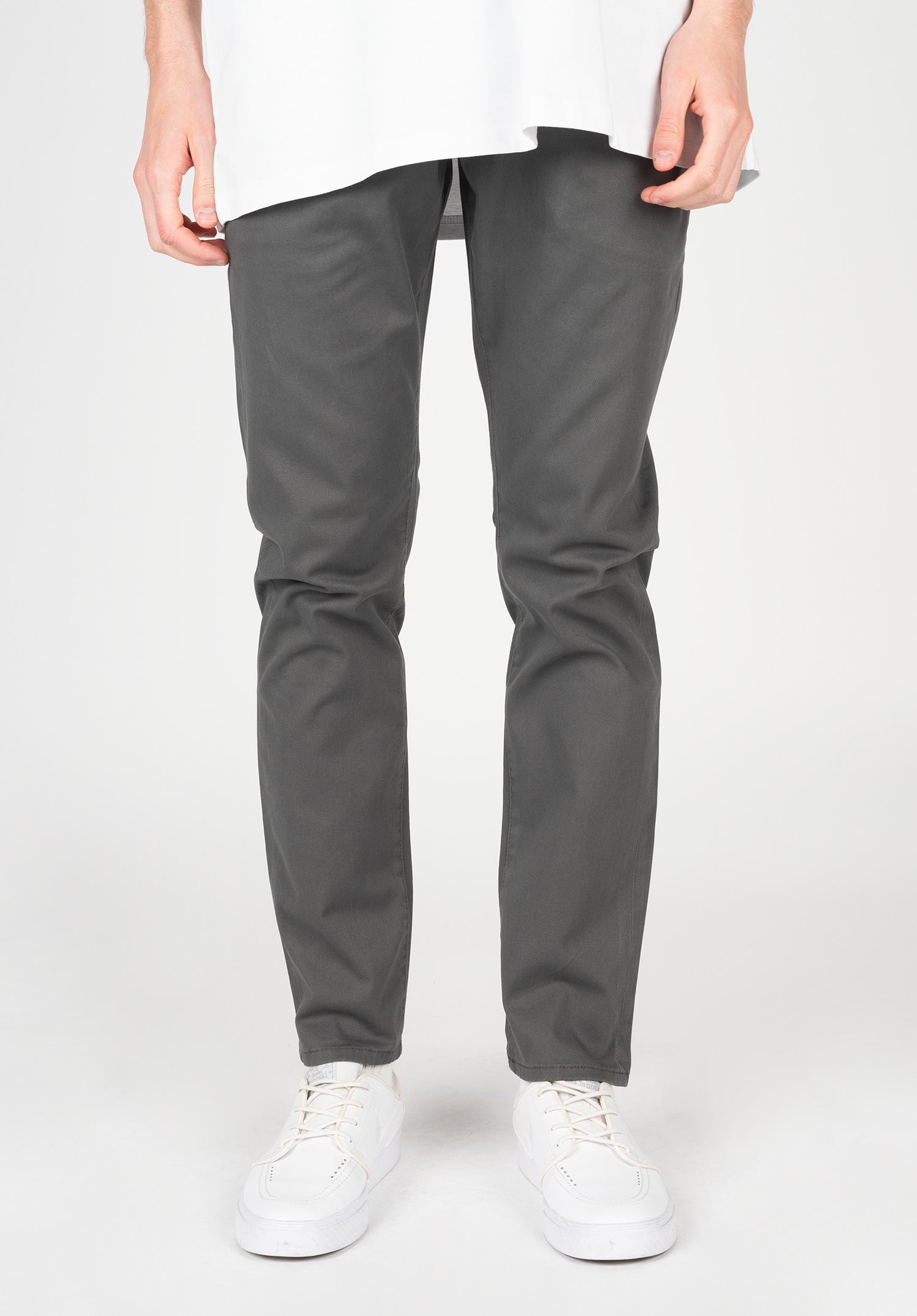 Flex Tapered Chino vulcangrey Vorderansicht Zoom Image