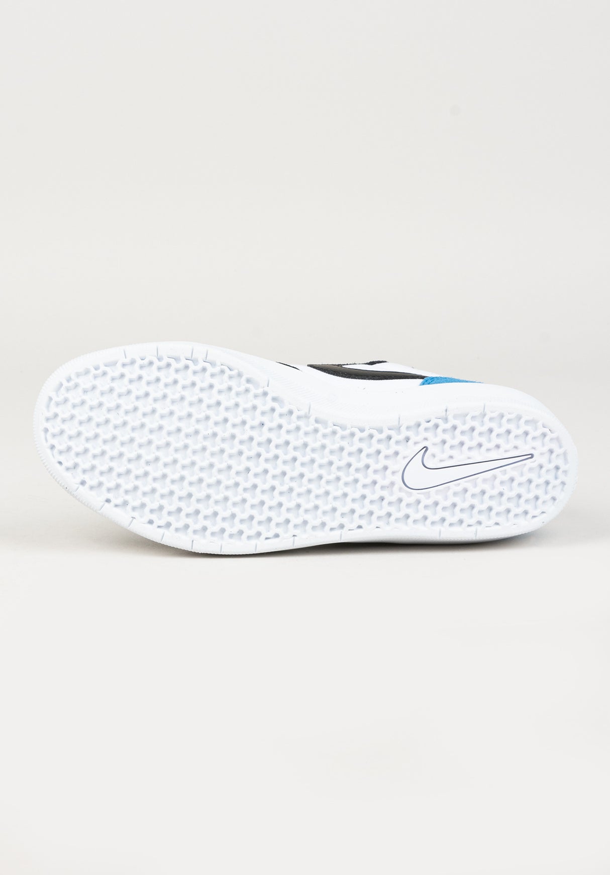 Force 58 dutchblue-black-white Closeup1