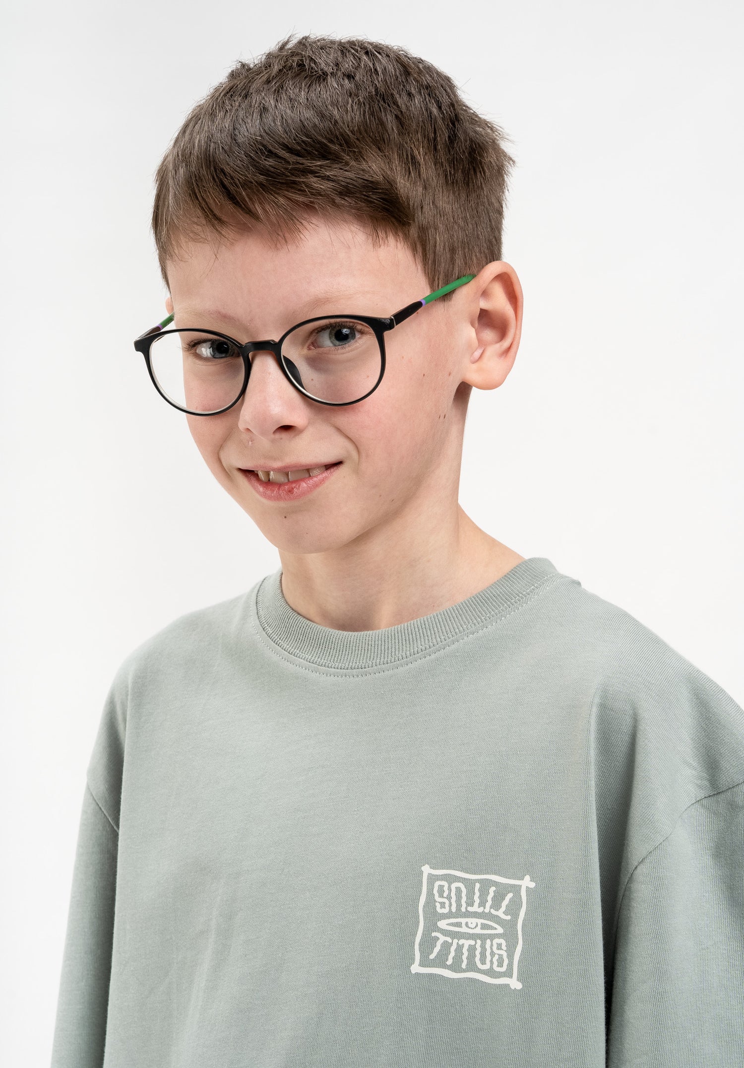 Lonni lightgreen Closeup1 Zoom Image