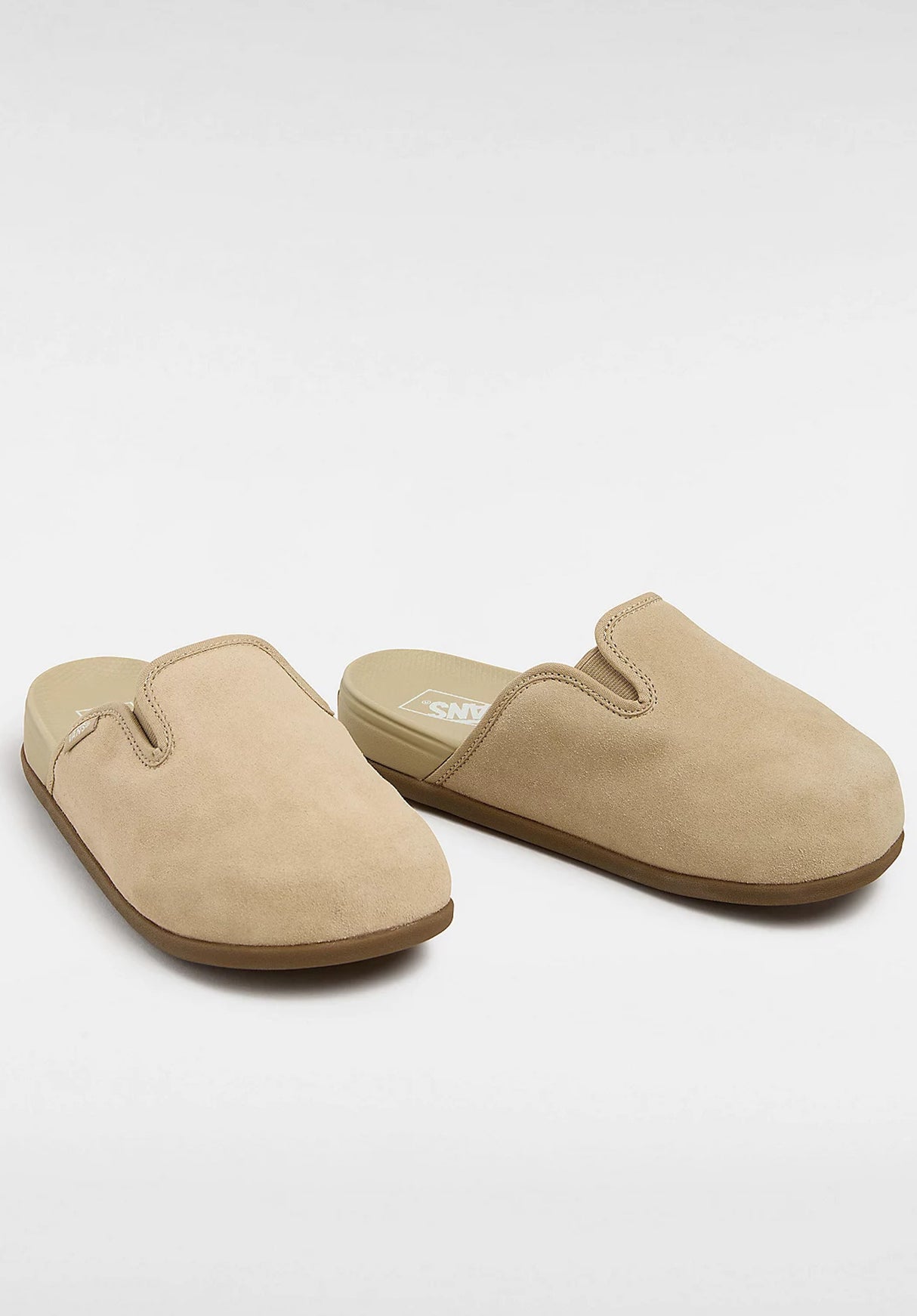 MTE Harbor Mule VR3 khaki Closeup2