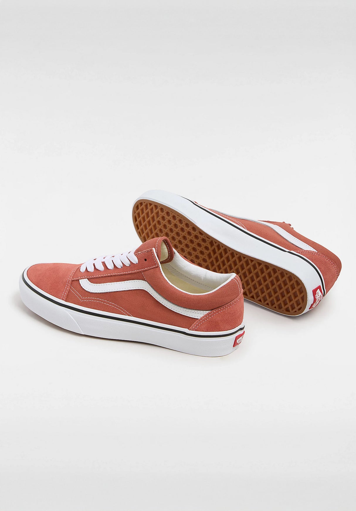 Old Skool colortheoryauburn Closeup1