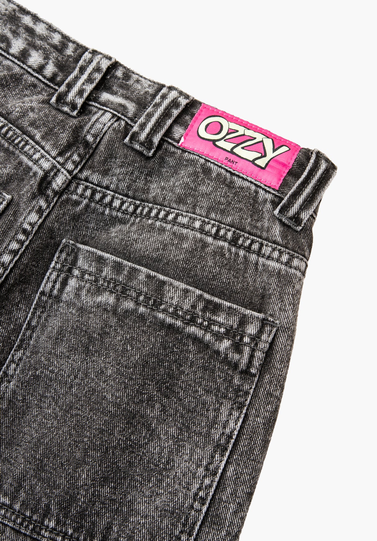 Ozzy Kids greywashed Closeup1