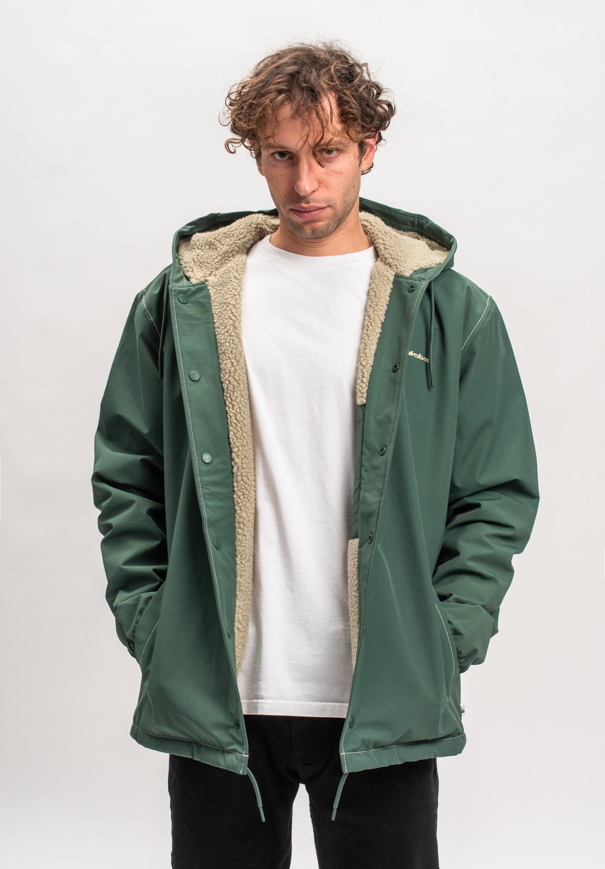 Rain Cloud Warm Hooded Coach forest Rueckenansicht