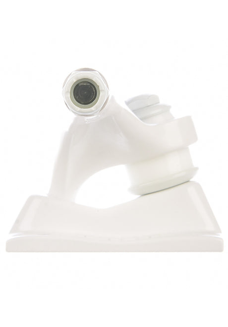 7.60 K5 Reverse Goth DLK white Close-Up1