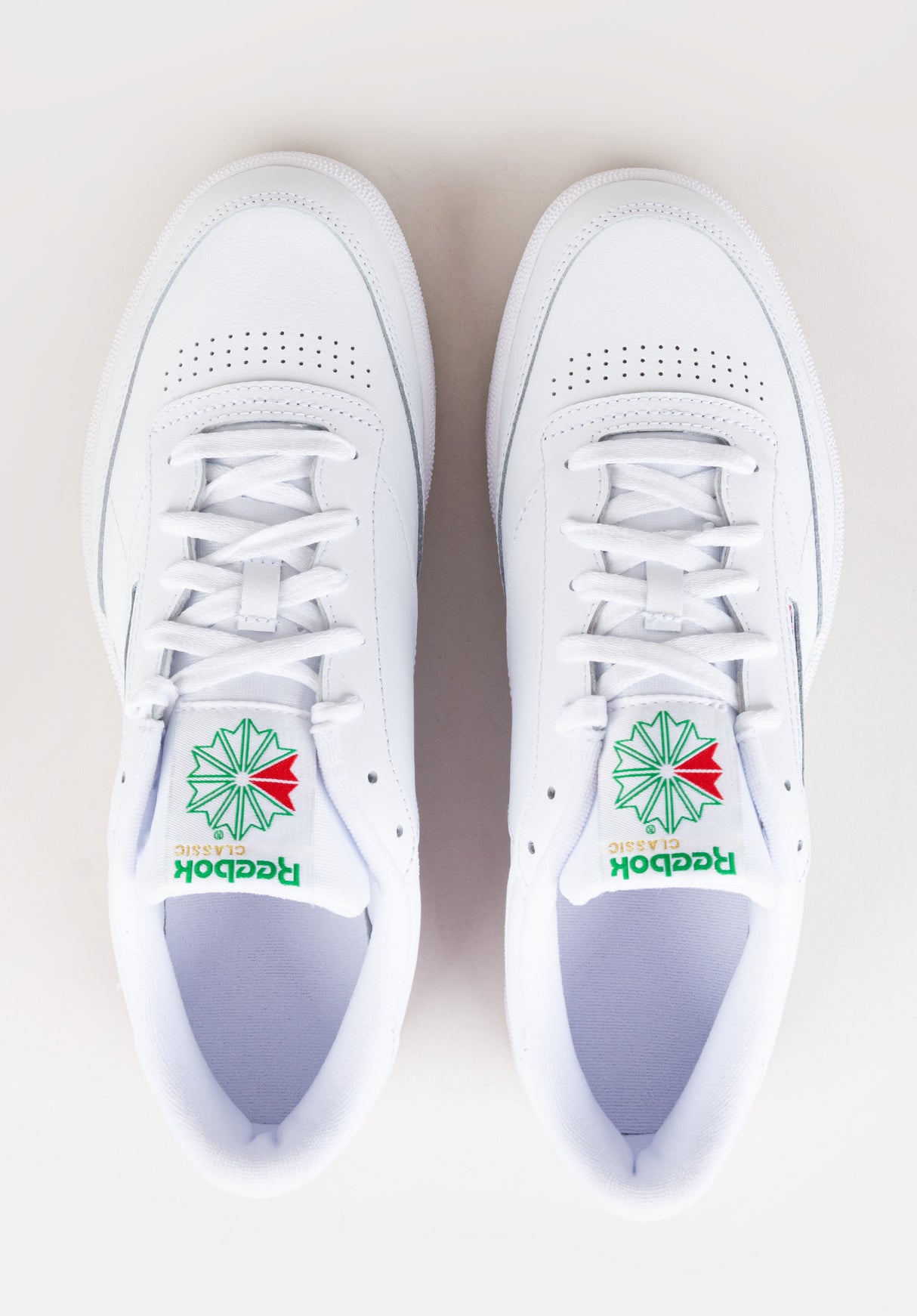 Club C 85 int-white-green Close-Up2