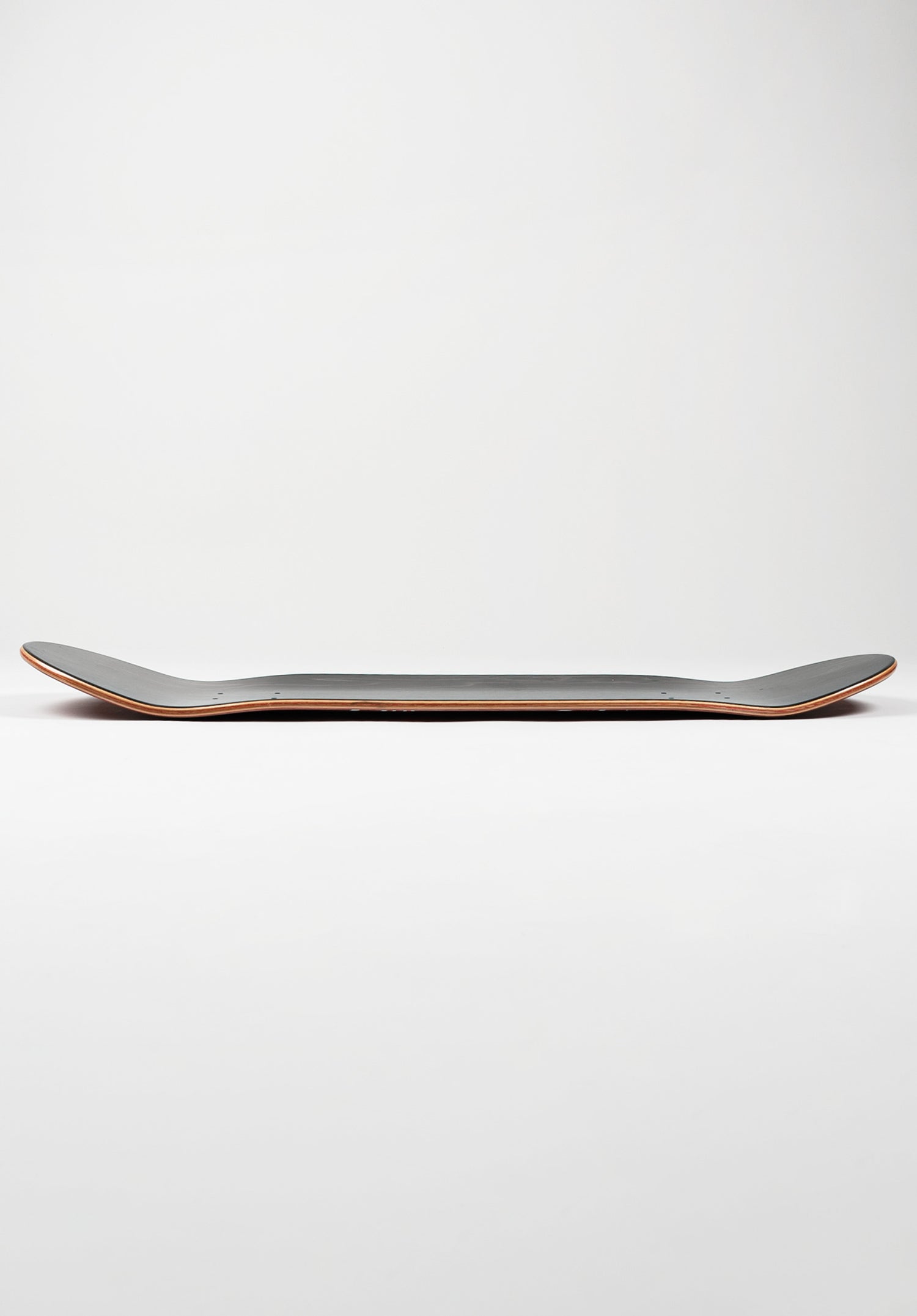 Classic Big Logo red Close-Up1 Zoom Image