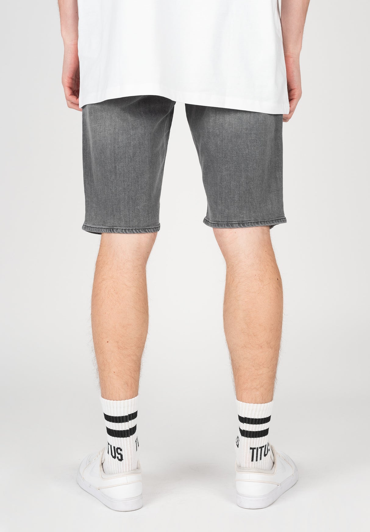 Rafter Short 2 concretegrey Close-Up1