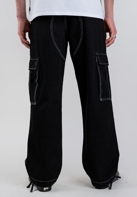 The Cargo blackdenim Close-Up1