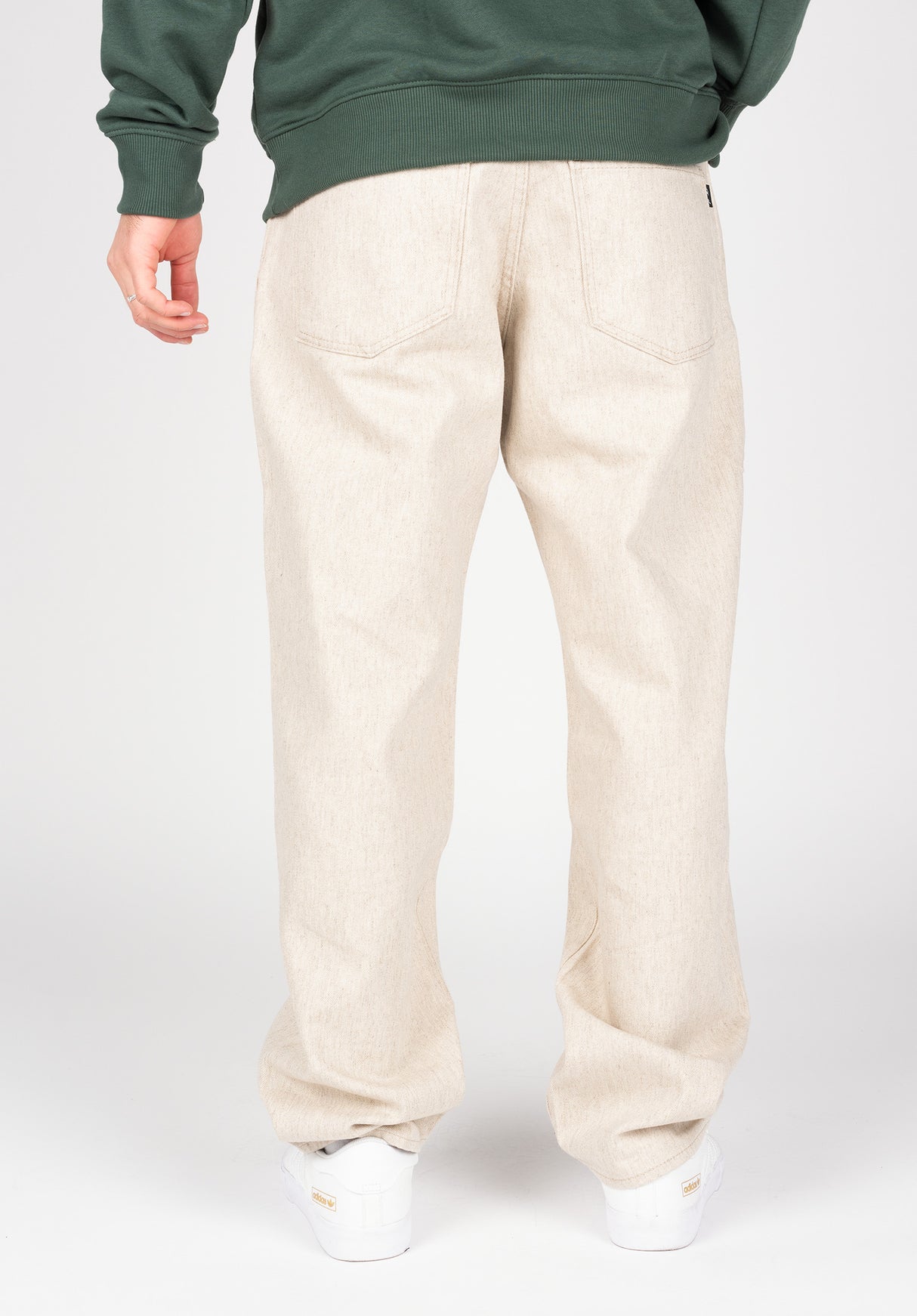 Solid ecru Close-Up1