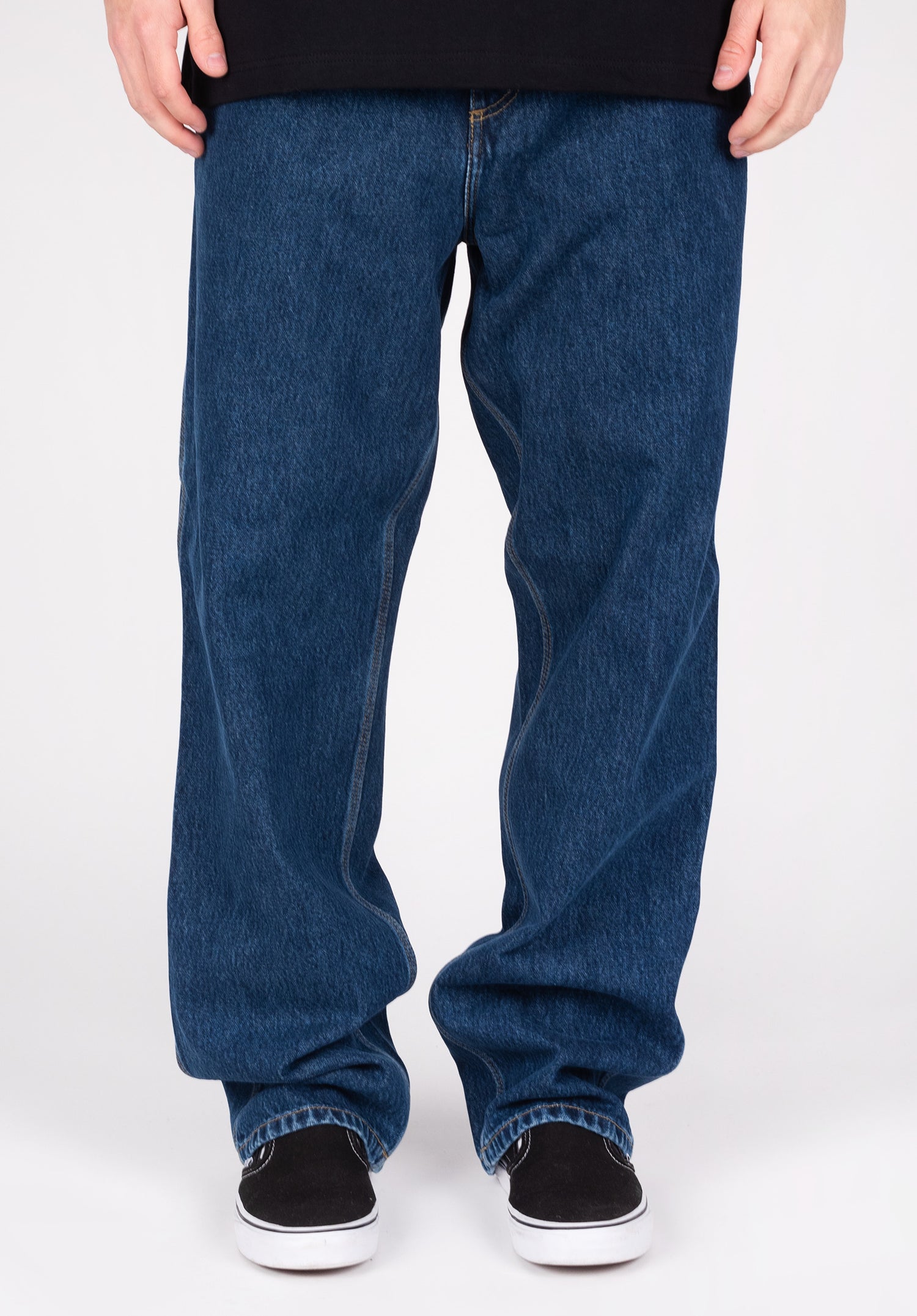 Janik|1,80|32 Zoom Image