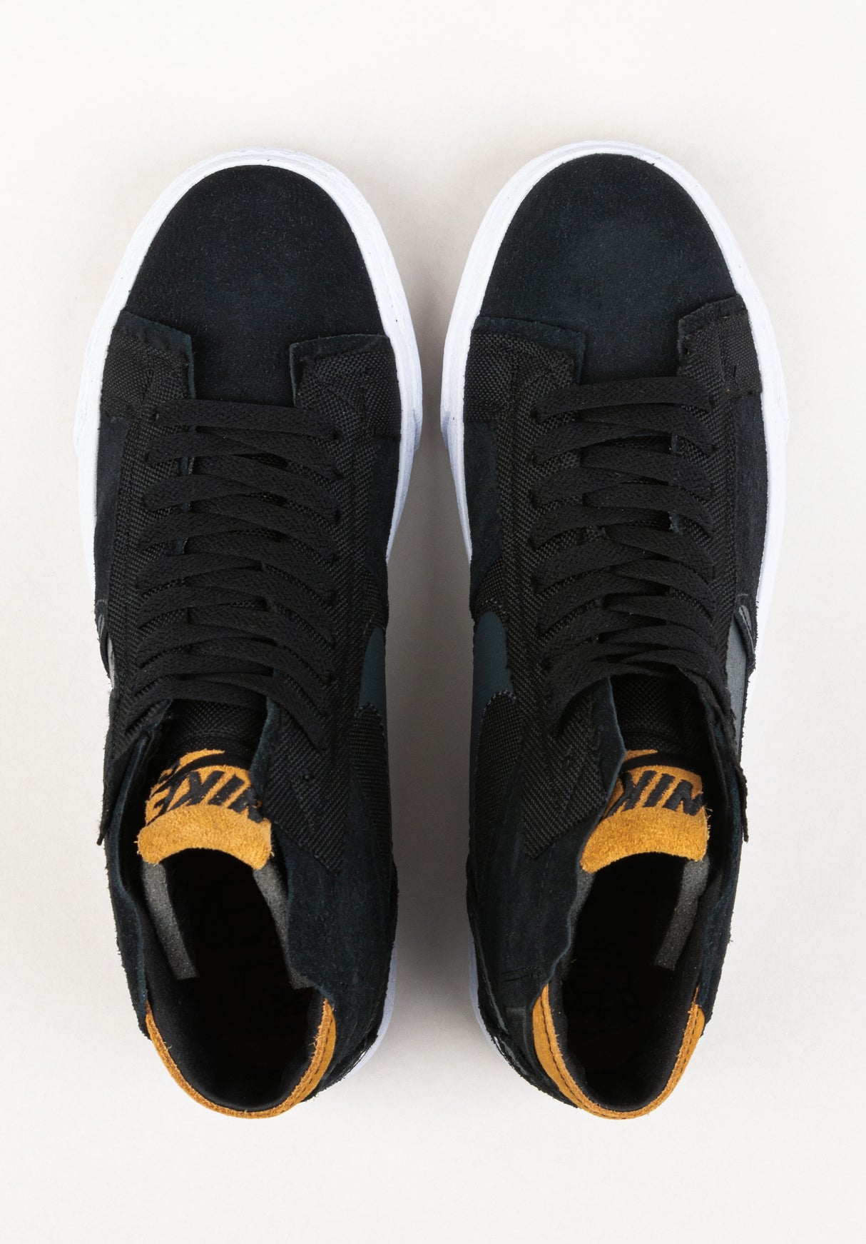 Zoom Blazer Mid Premium black-anthracite-black-white Close-Up2